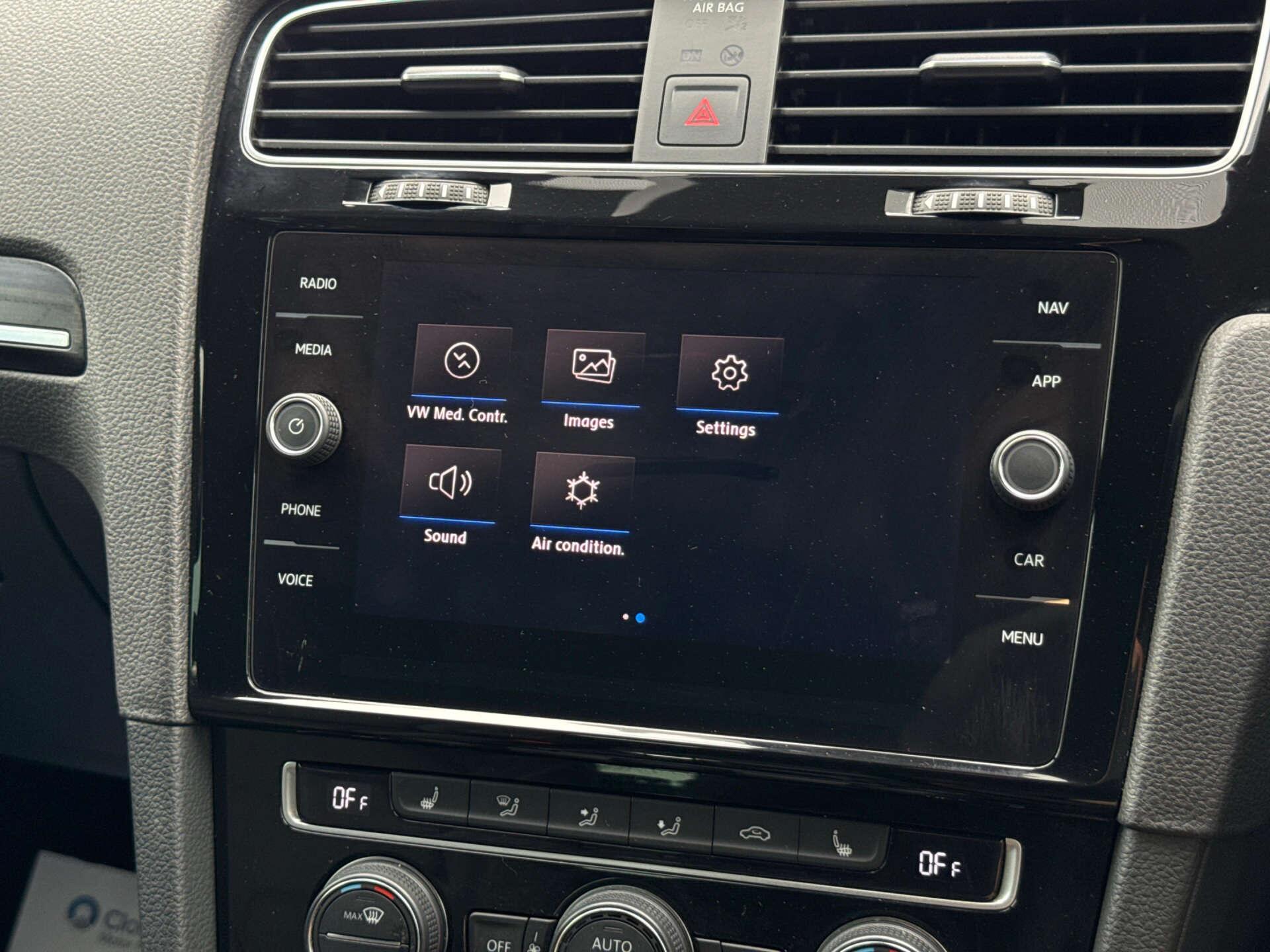 Volkswagen Golf view 66