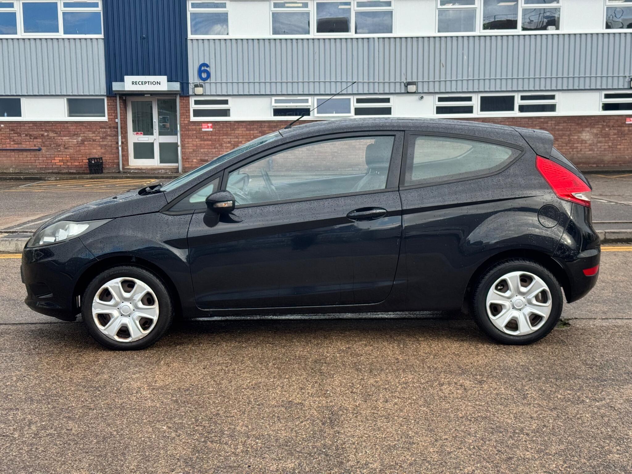 Ford Fiesta view 10