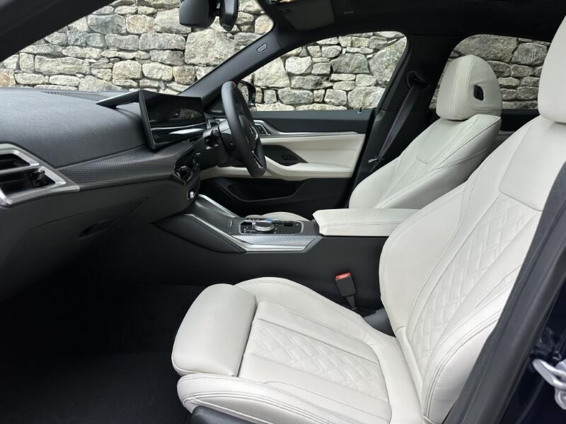 BMW i4 view 36