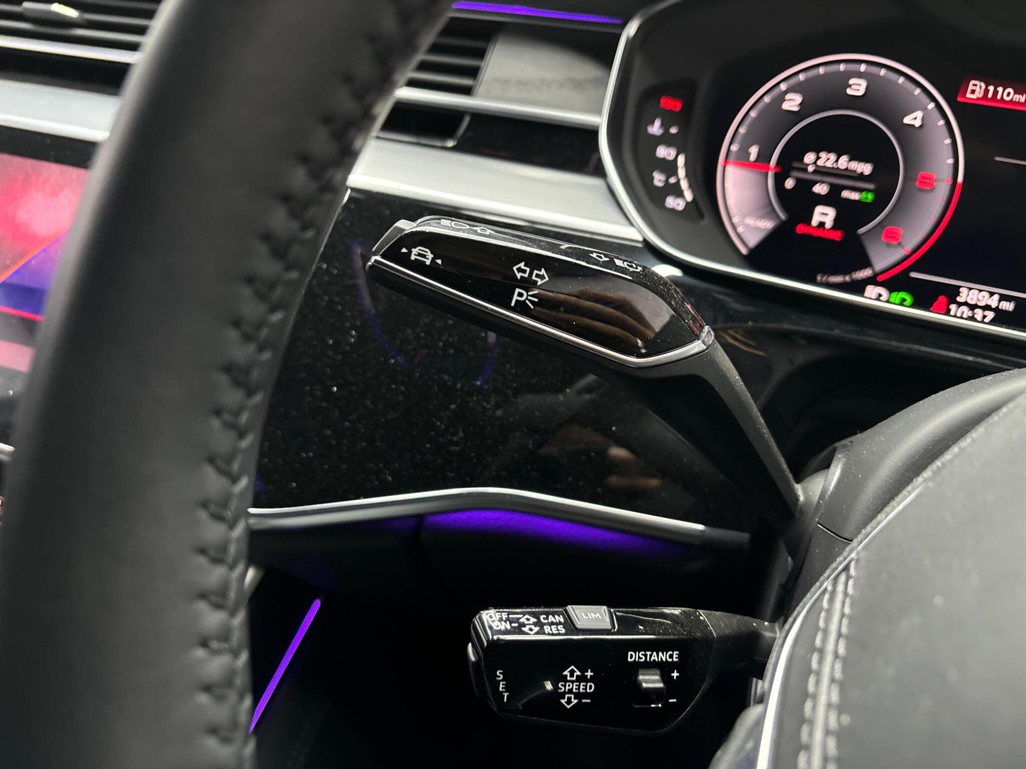 Audi A8 view 39