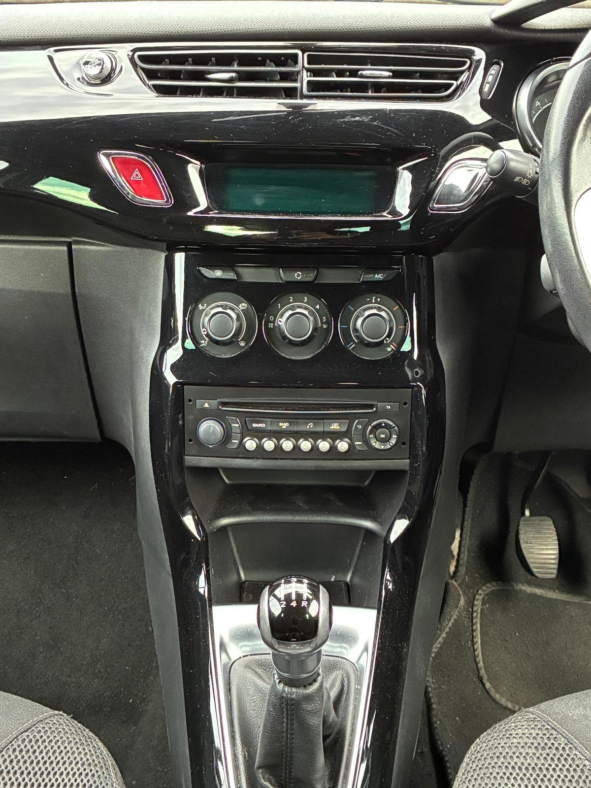 Citroen DS3 view 18