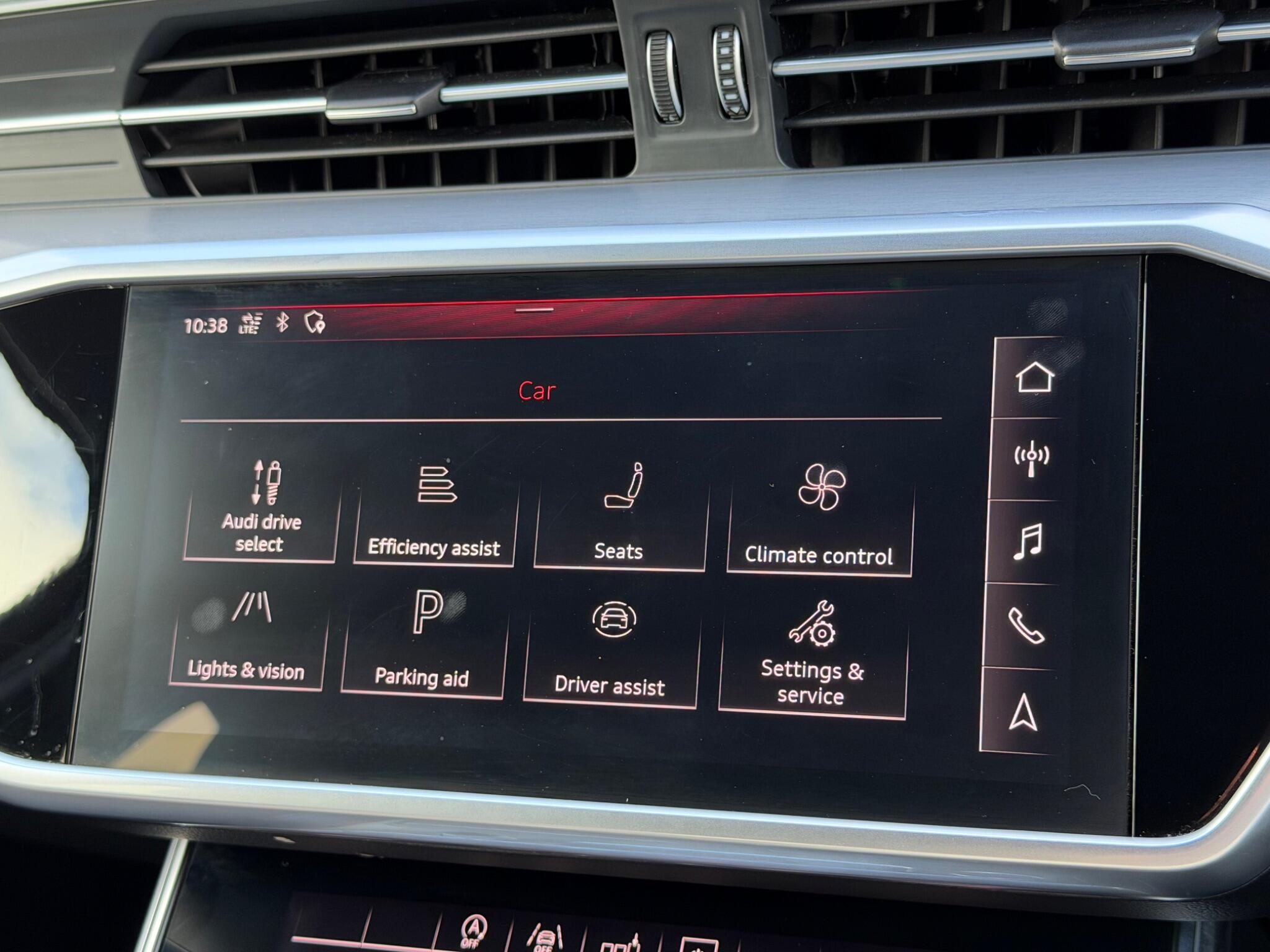 Audi A6 view 35