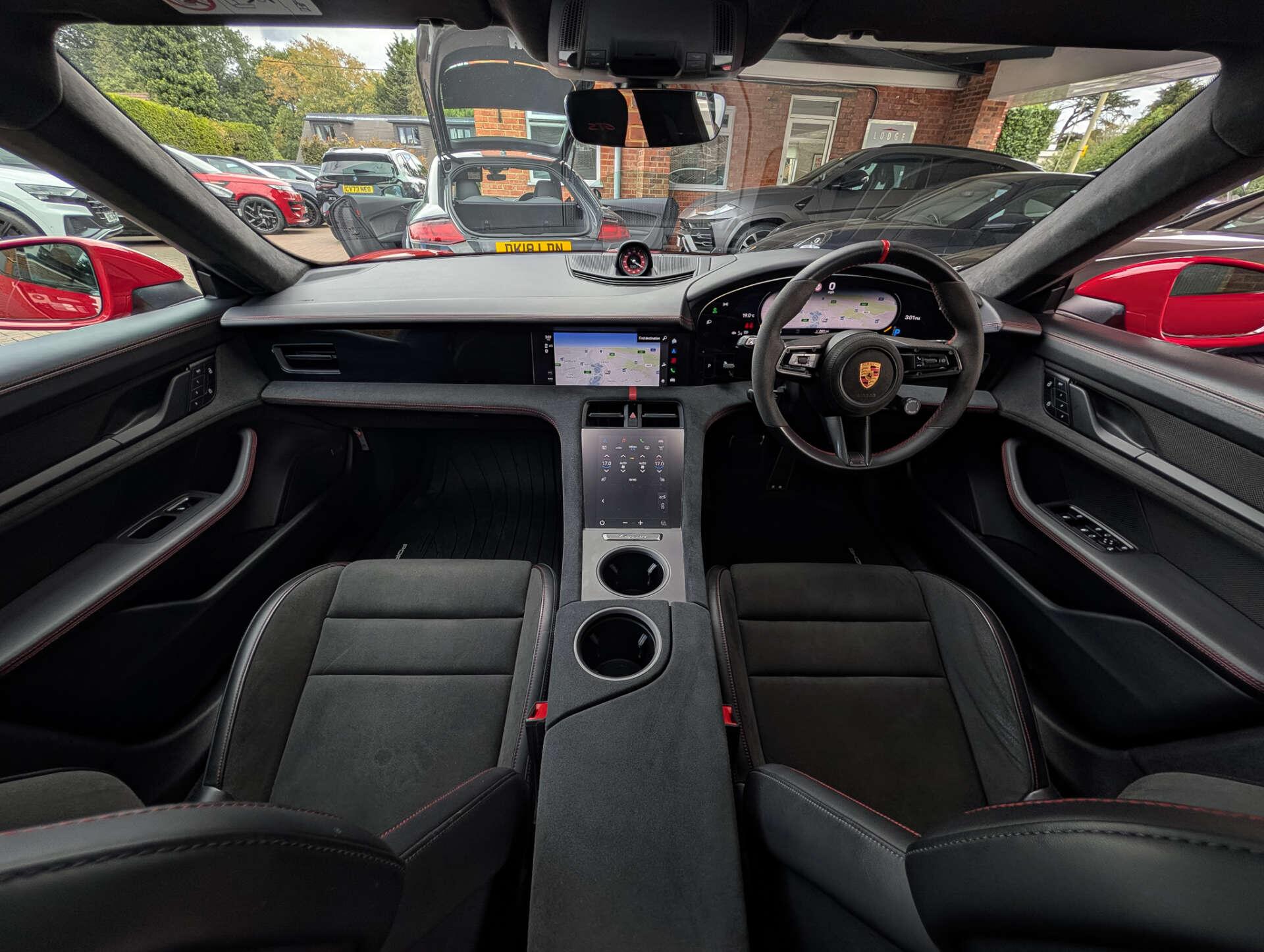 Porsche Taycan view 25