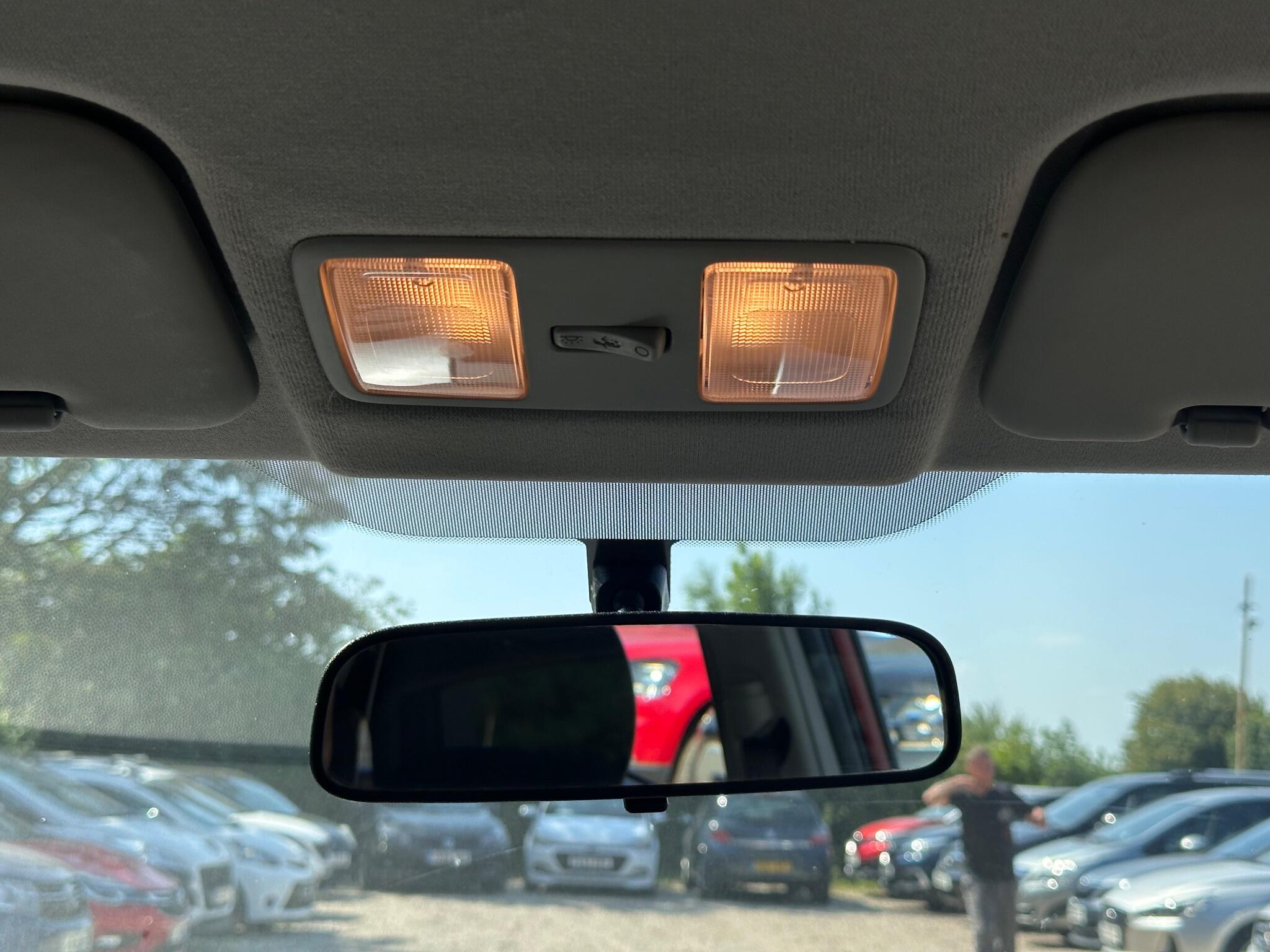 Kia Venga view 44