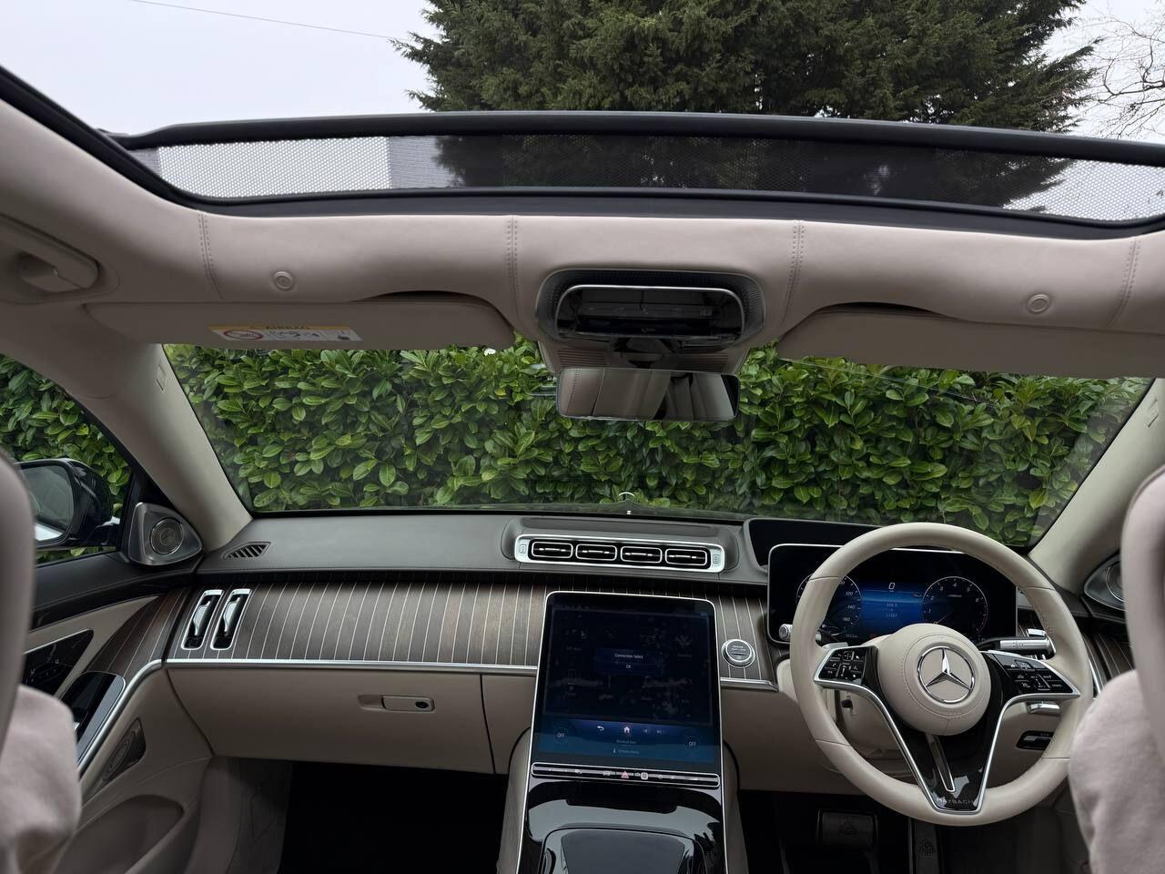 Mercedes-Benz S-Class view 17