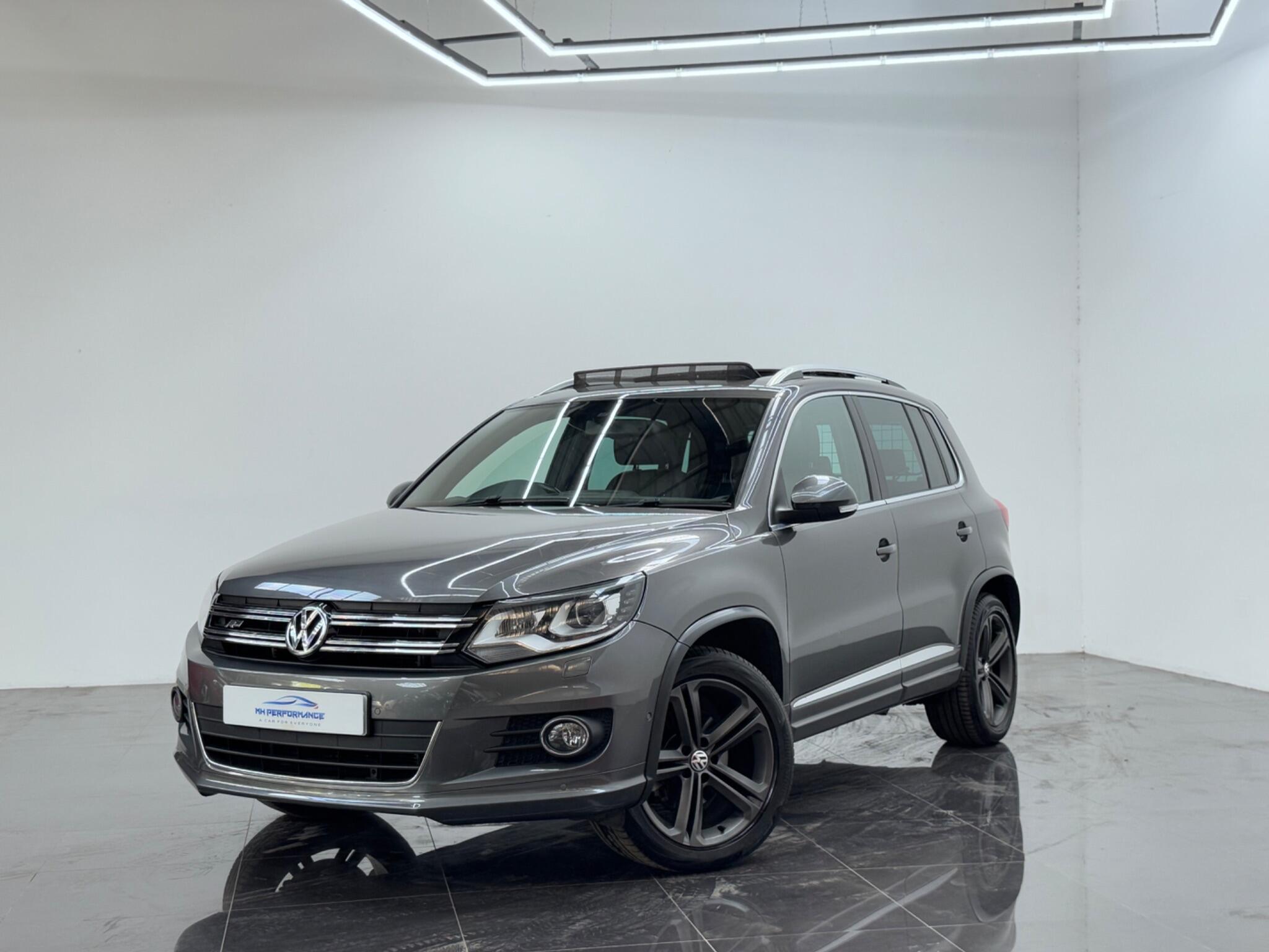 Volkswagen Tiguan view 12