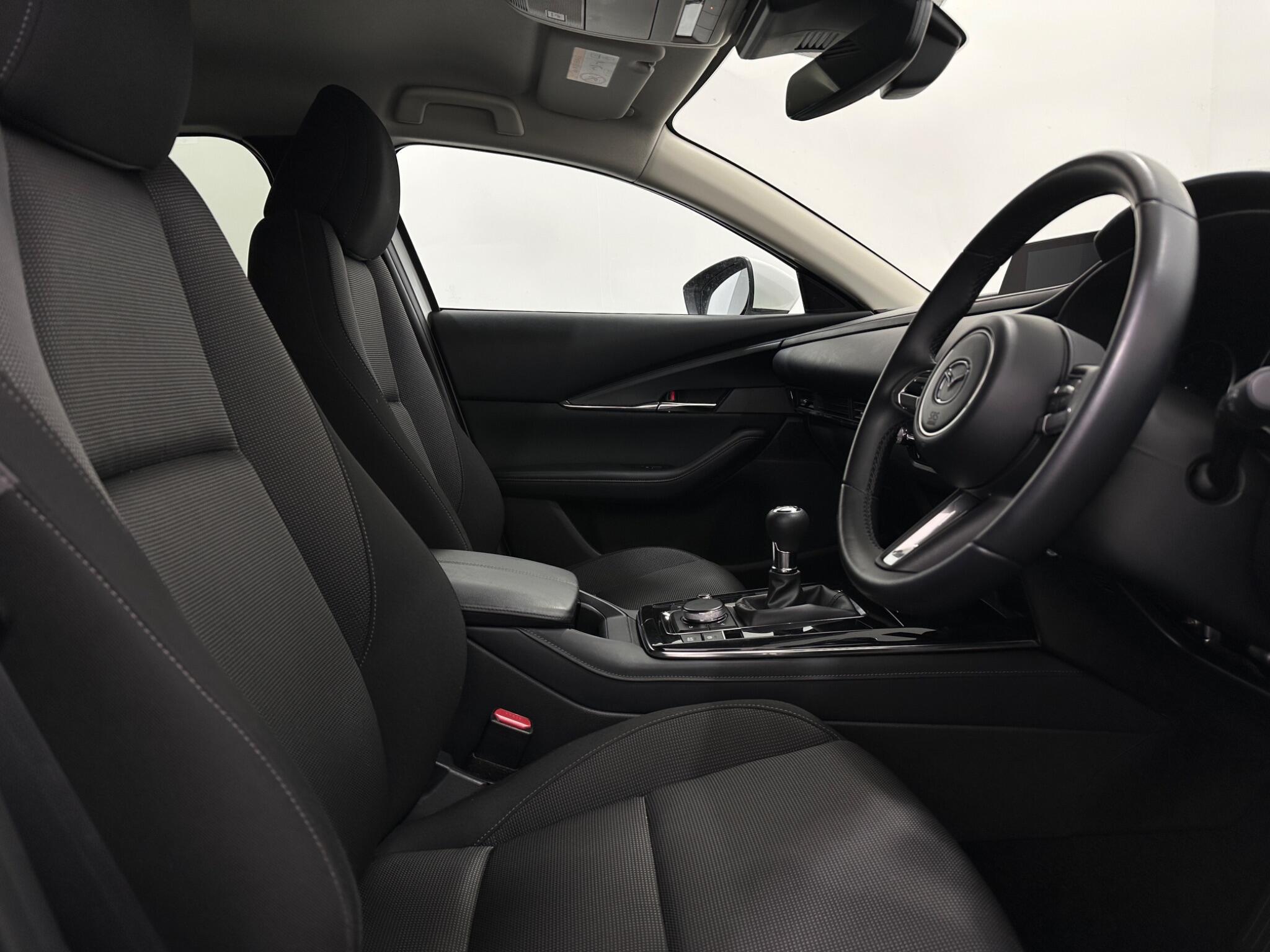 Mazda CX-30 view 33