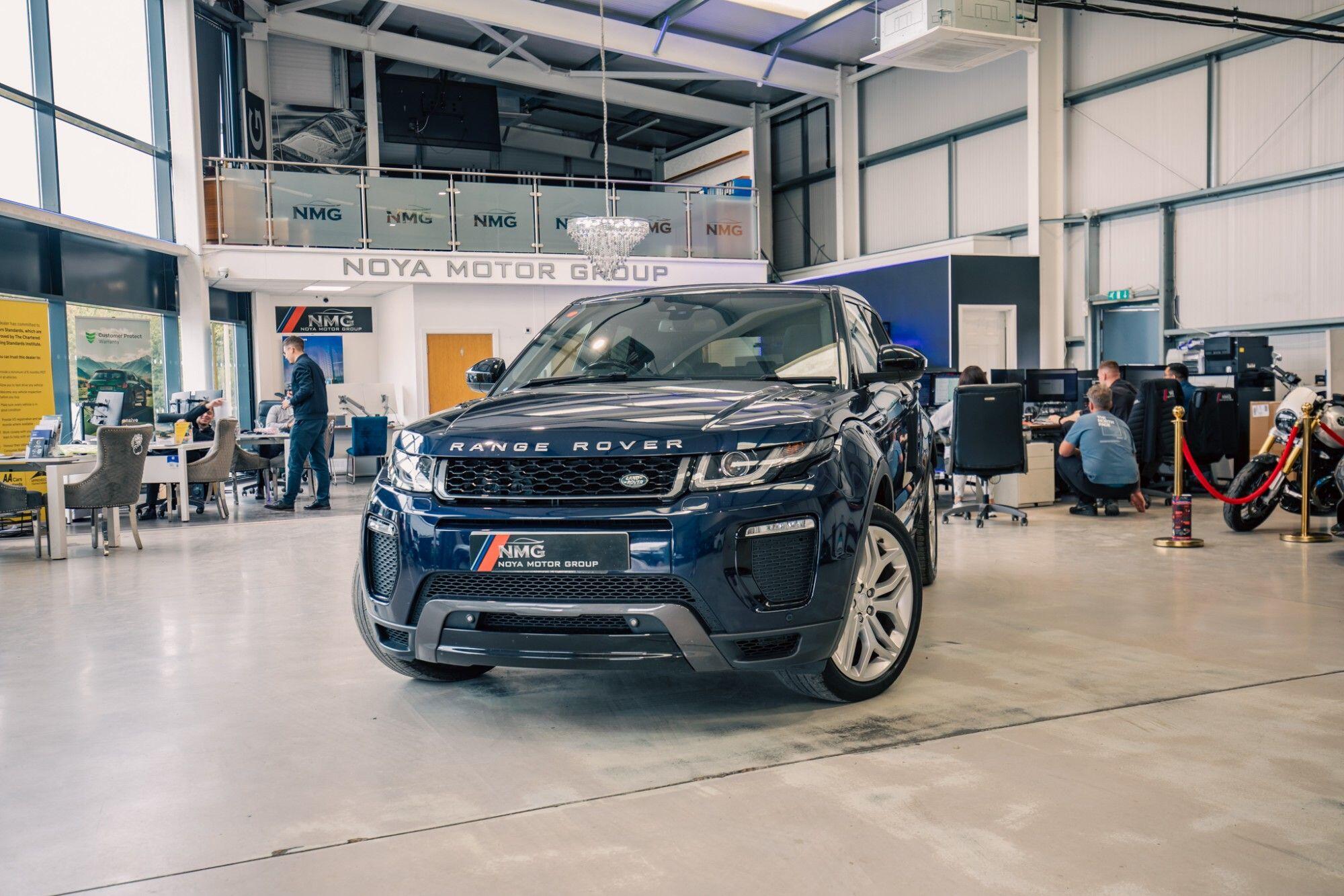 Land Rover Range Rover Evoque view 4