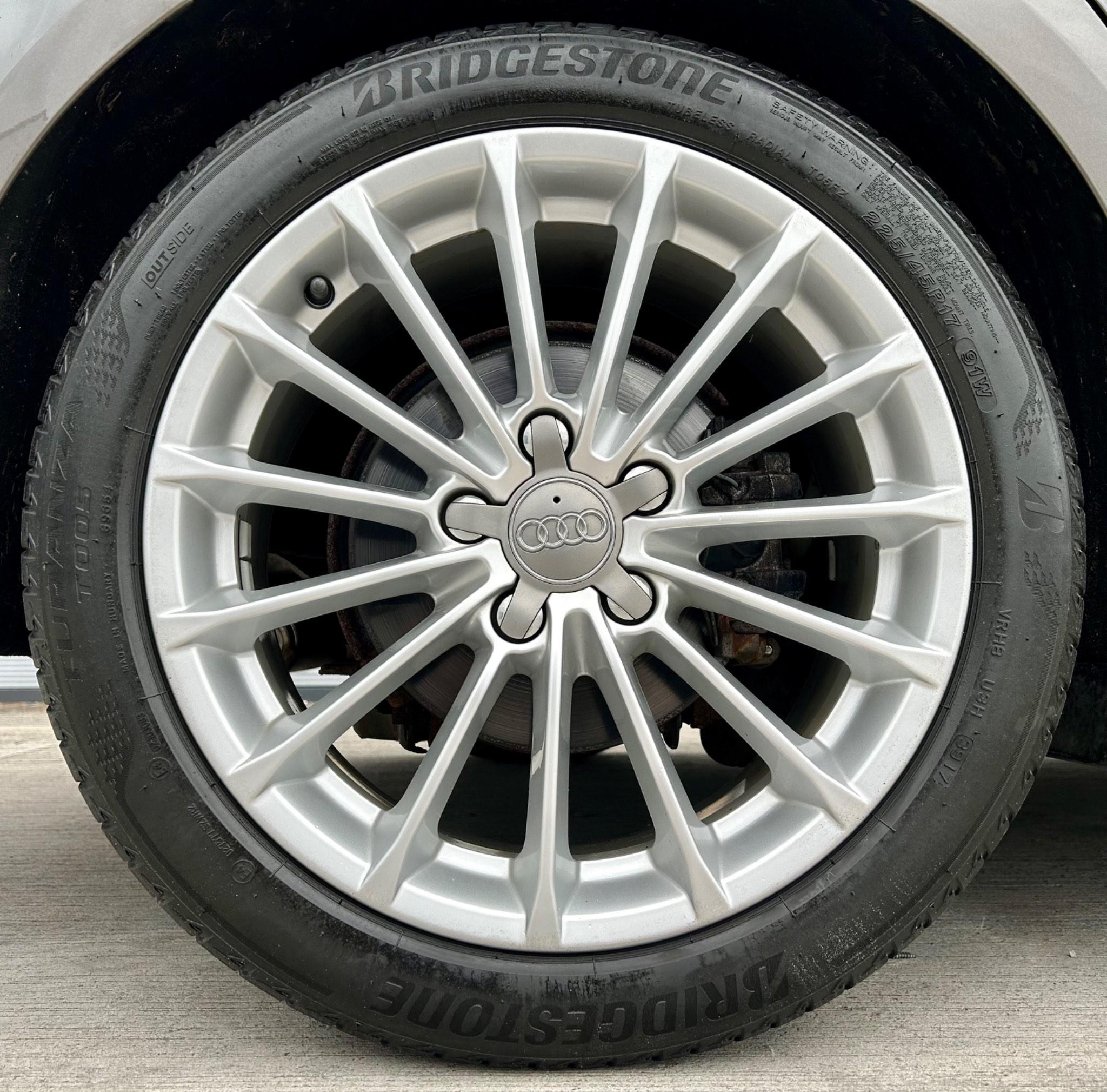 Audi A3 view 11
