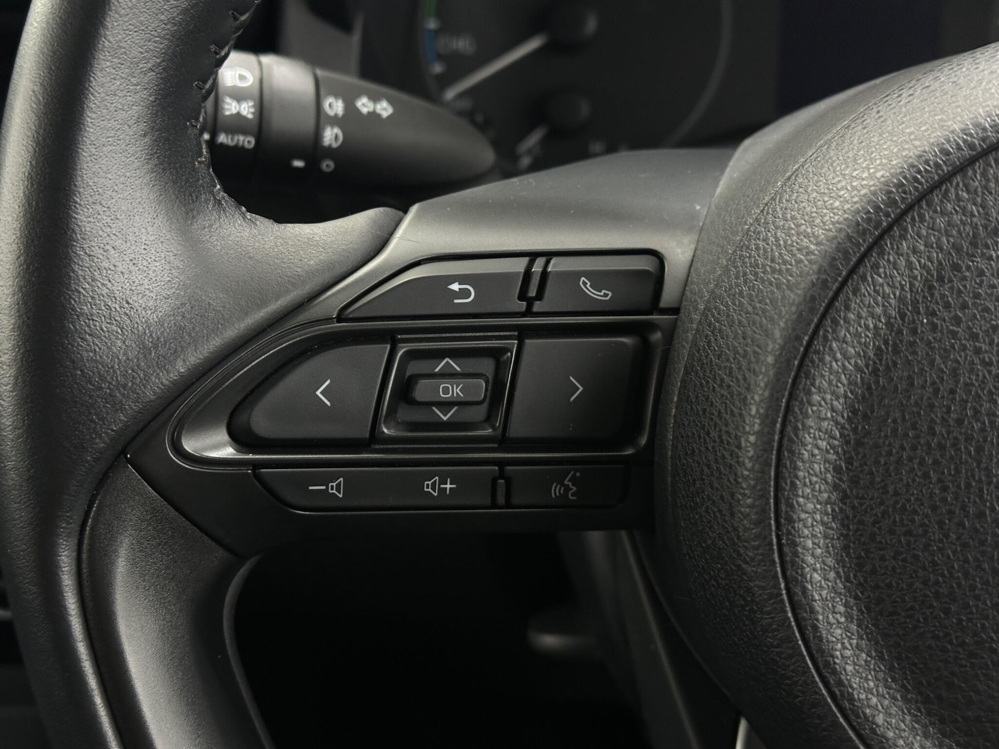 Mazda Mazda2 view 15