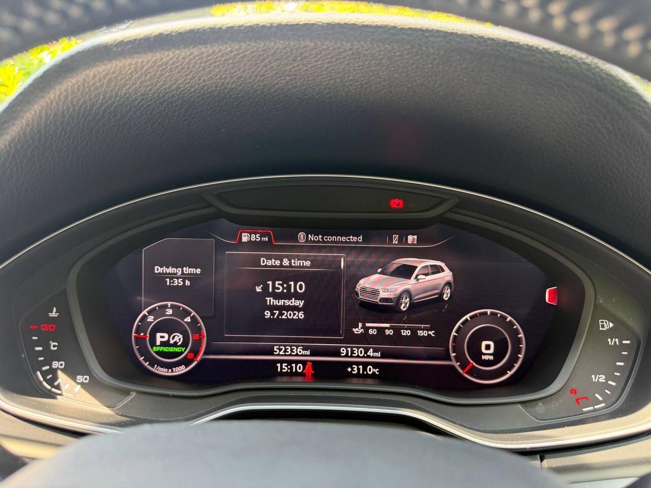 Audi Q5 view 44