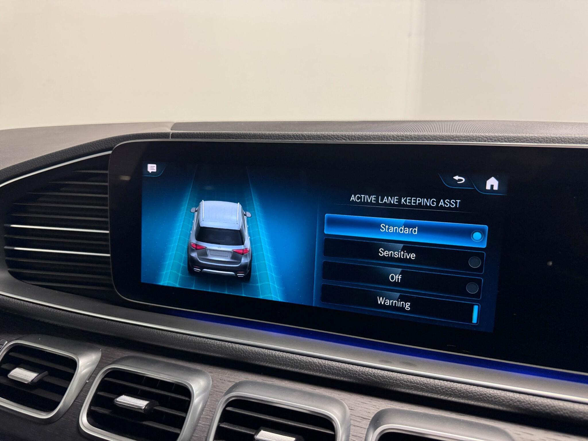 Mercedes-Benz Gle view 56