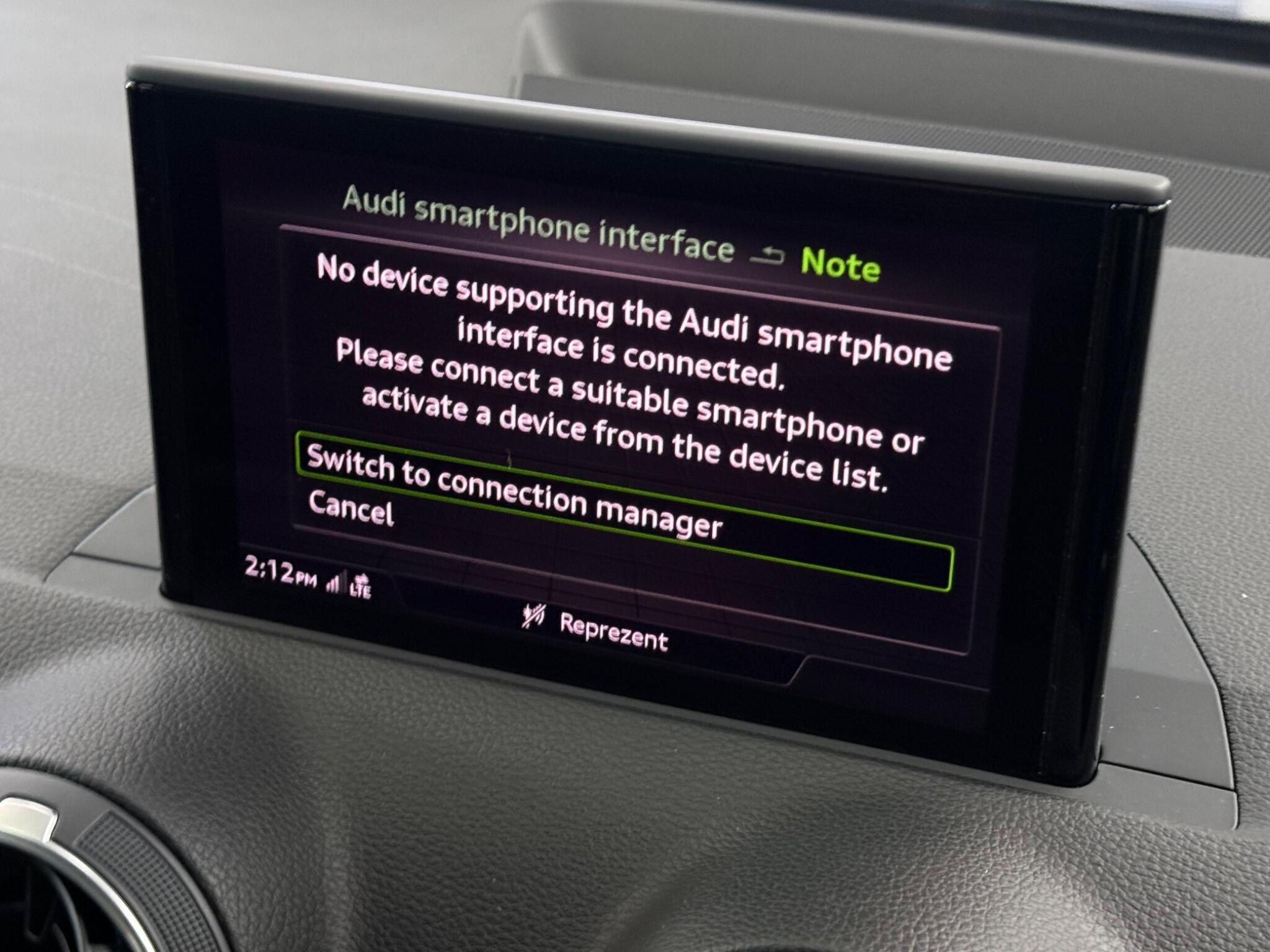 Audi Q2 view 30