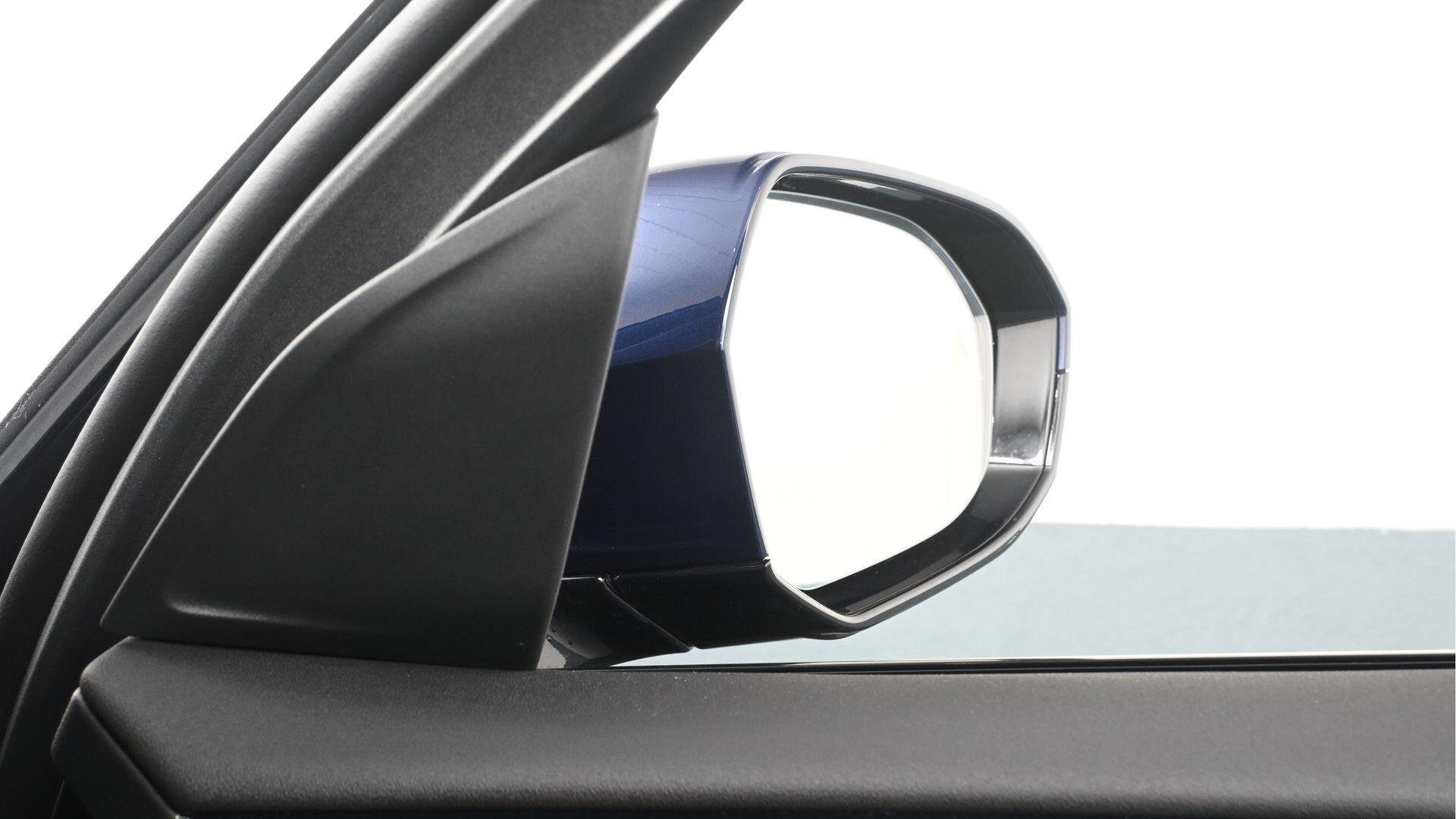 BMW X3 view 20
