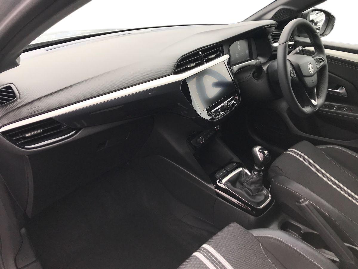Vauxhall Corsa view 5