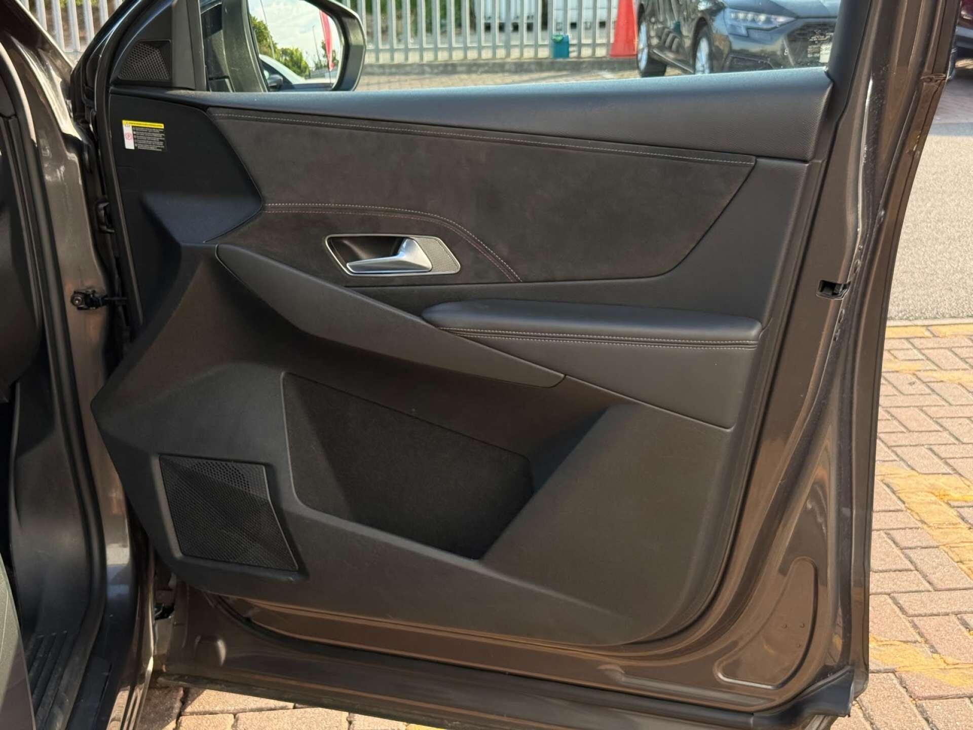 DS Automobiles DS 7 Crossback view 22