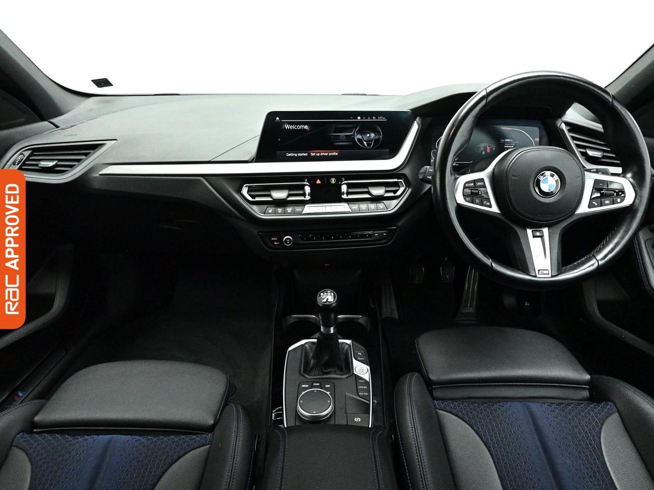 BMW 1 Series view 2