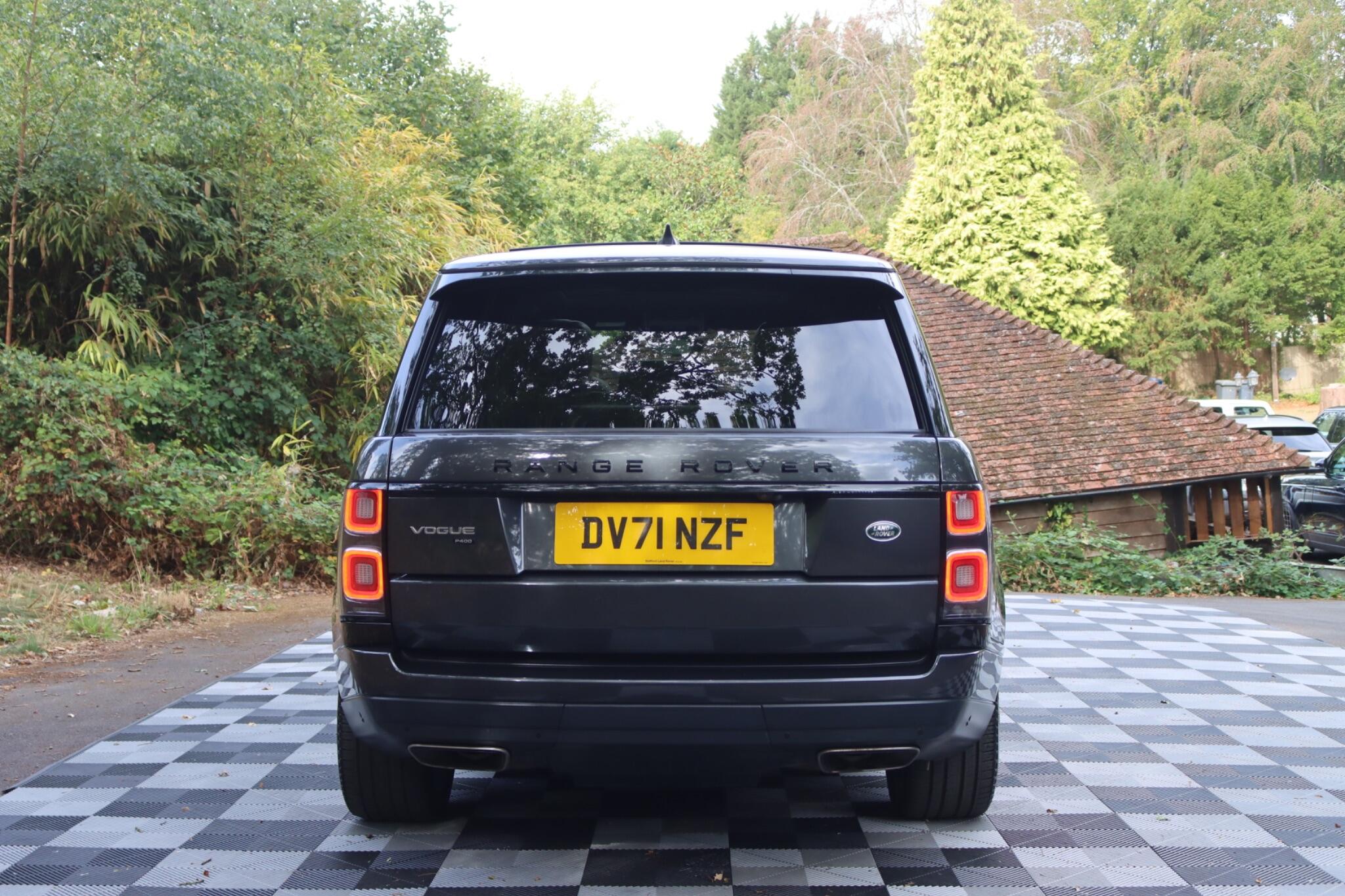 Land Rover Range Rover view 26