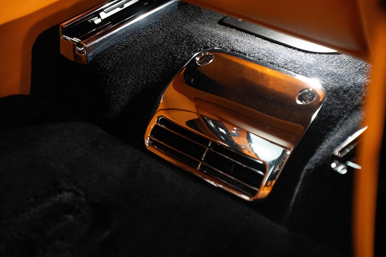 Rolls-Royce Cullinan view 25