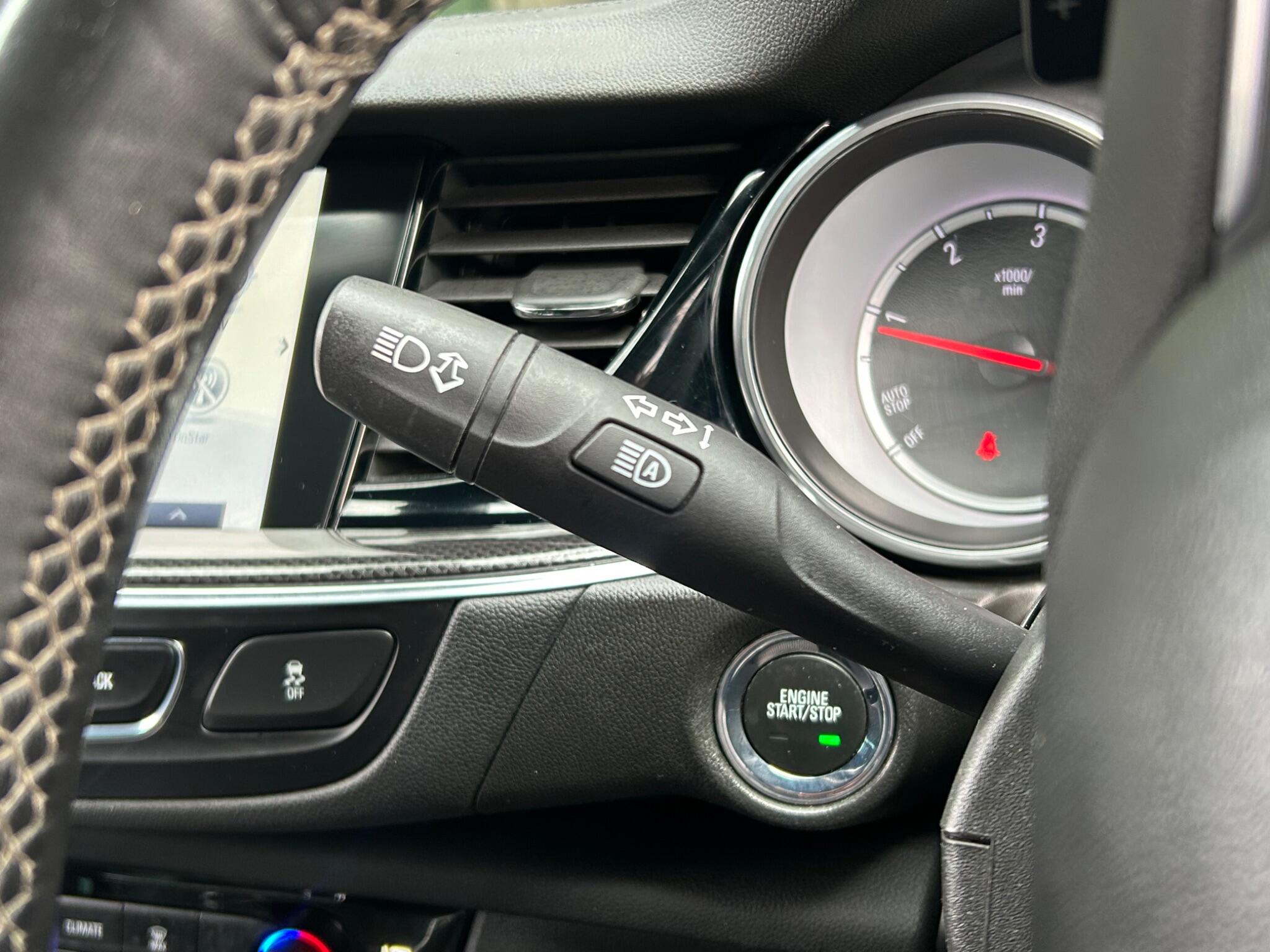 Vauxhall Insignia view 32