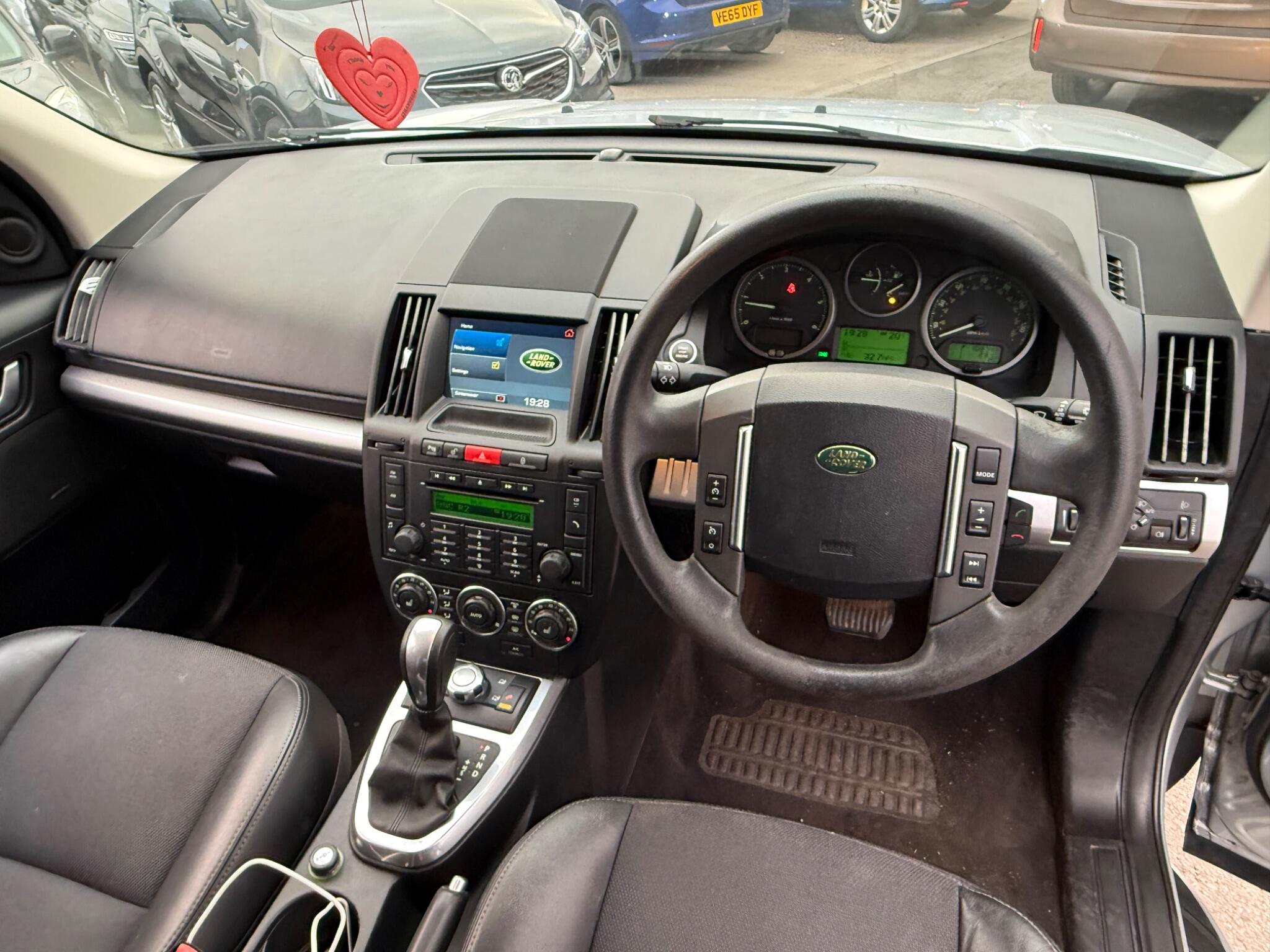 Land Rover Freelander 2 - Image 11