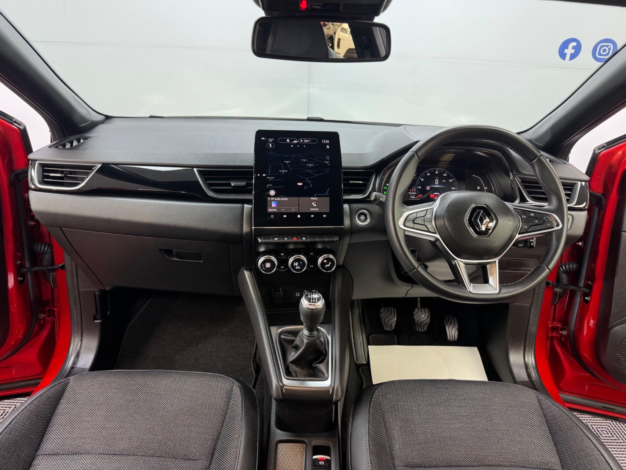 Renault Captur view 4