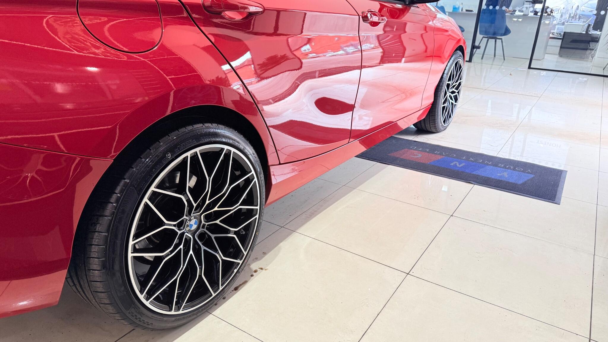 BMW 1 Series view 22