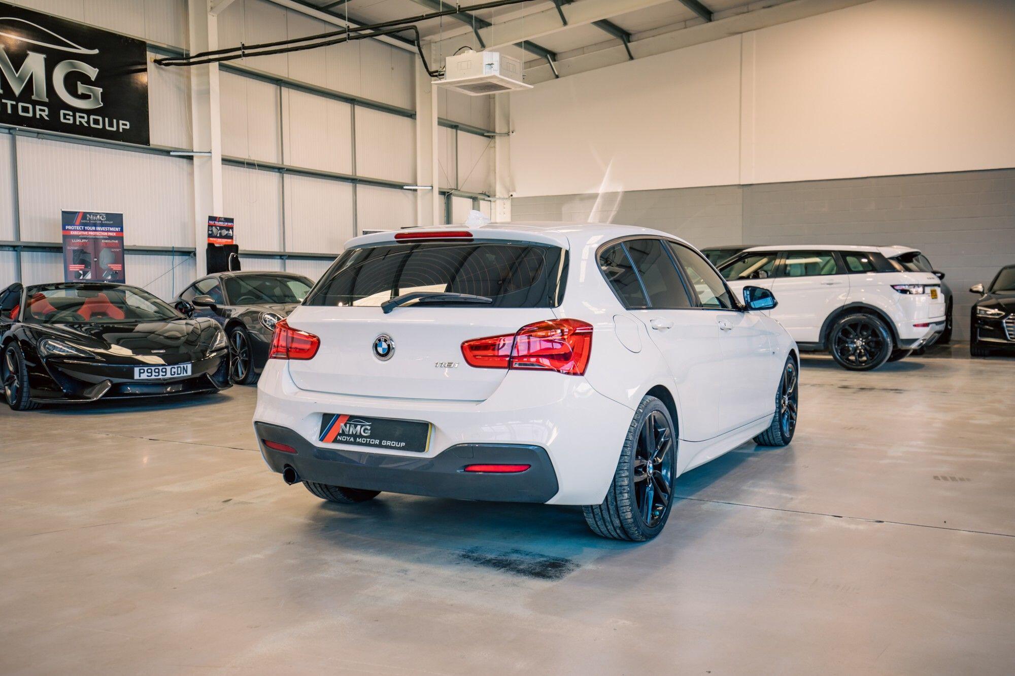 BMW 1 Series view 28