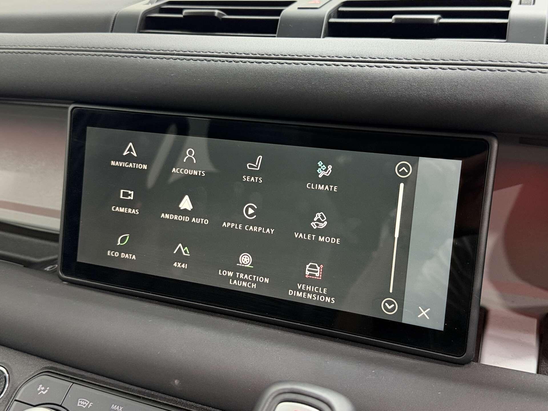 Land Rover Defender view 41