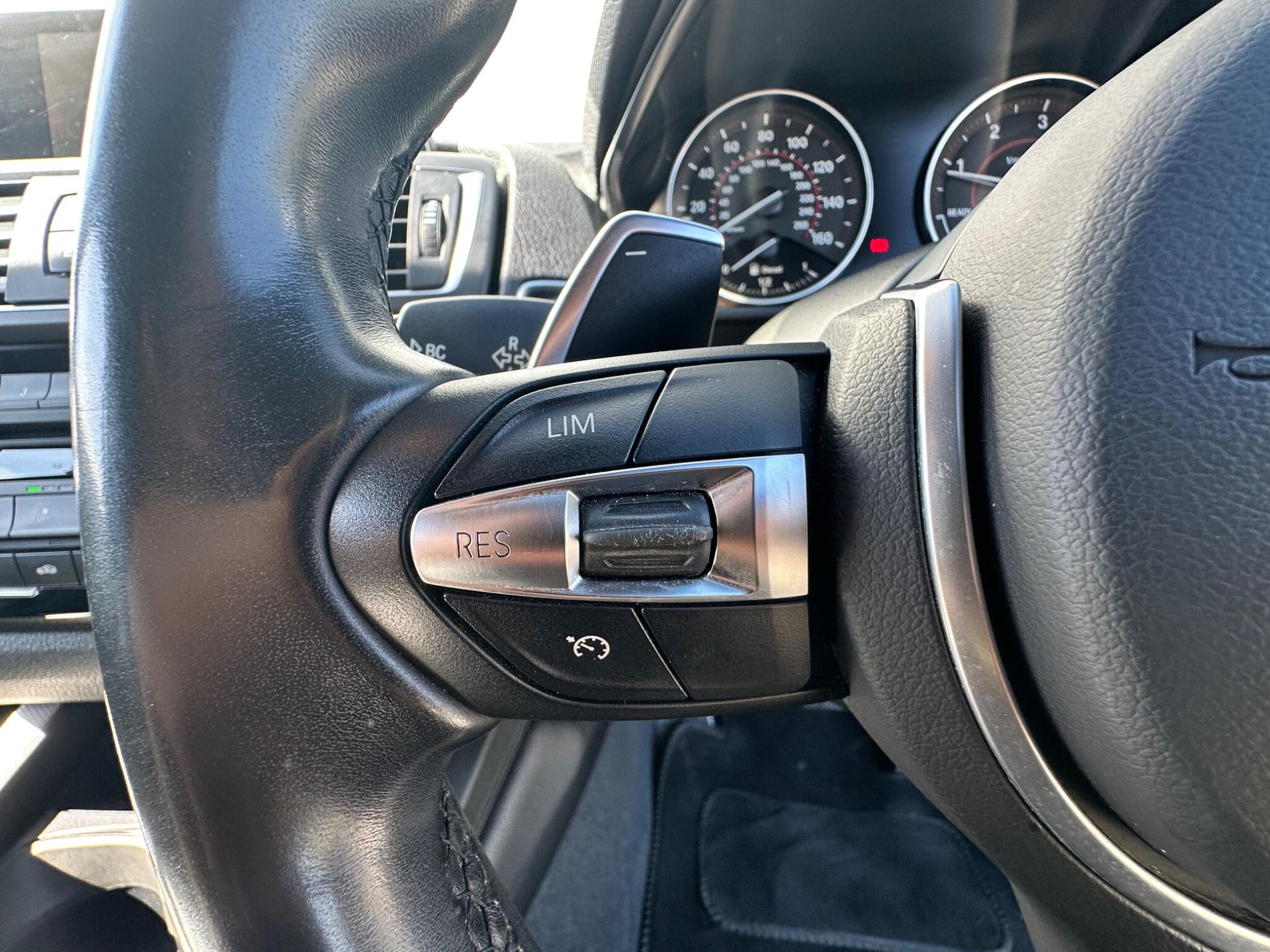 BMW 1 Series view 15