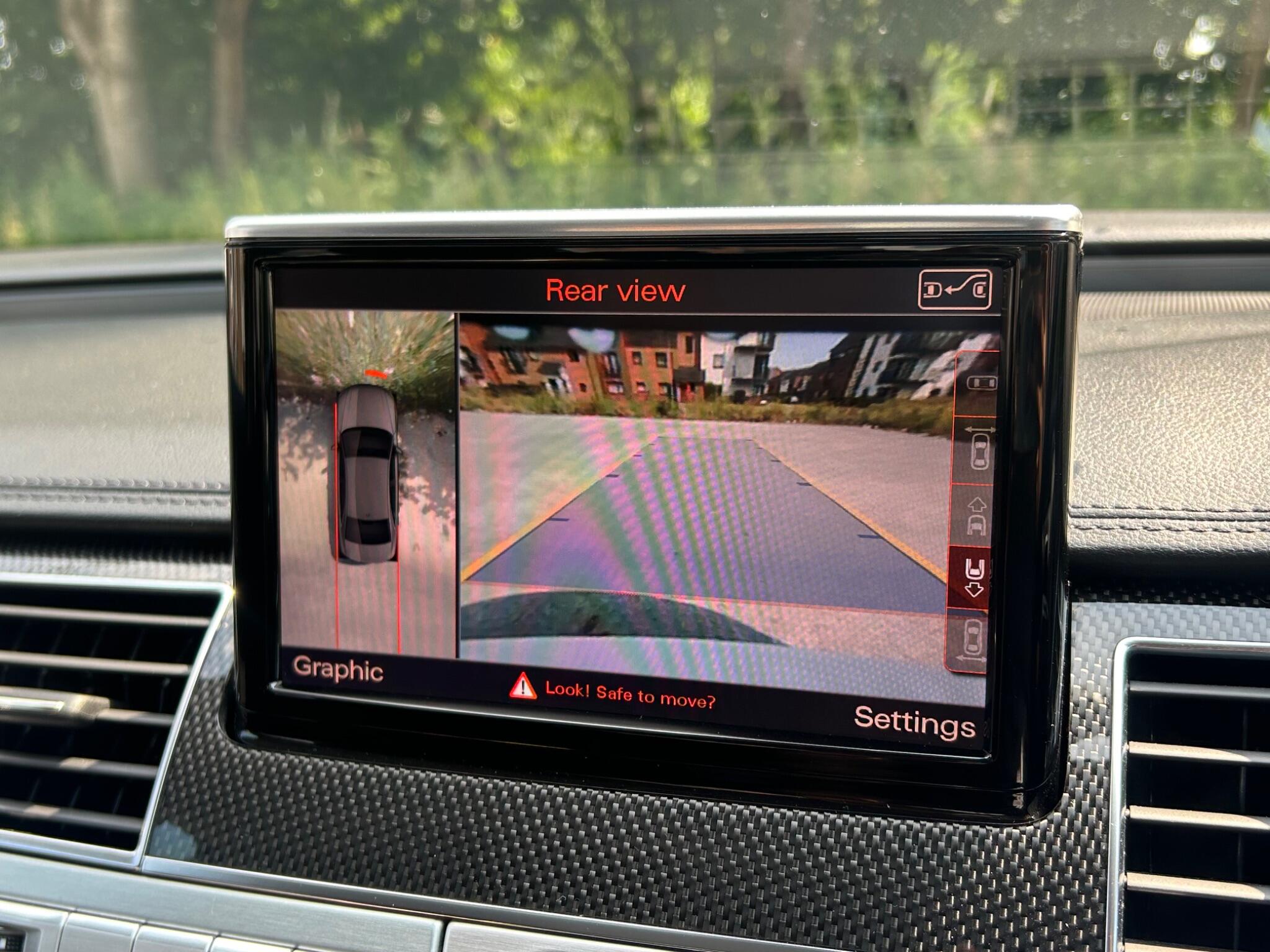 Audi S8 view 58