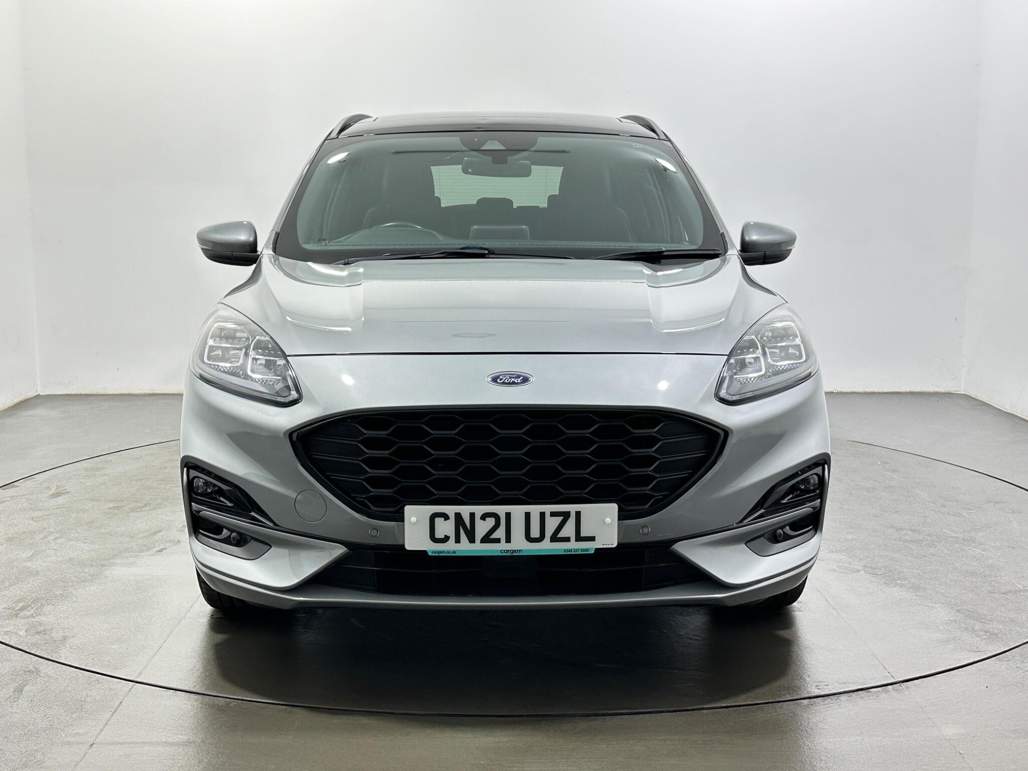 Ford Kuga view 3