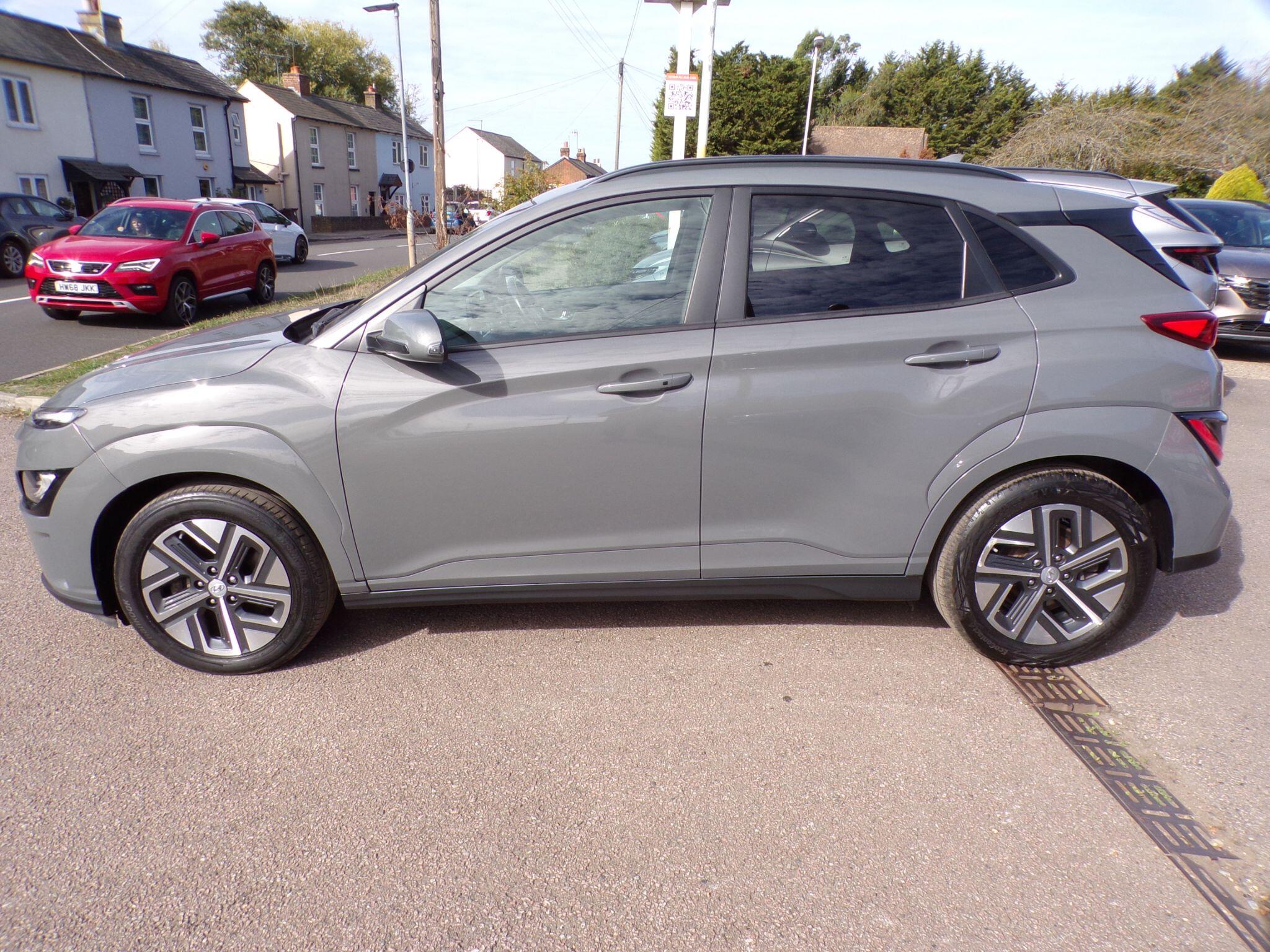 Hyundai Kona view 5
