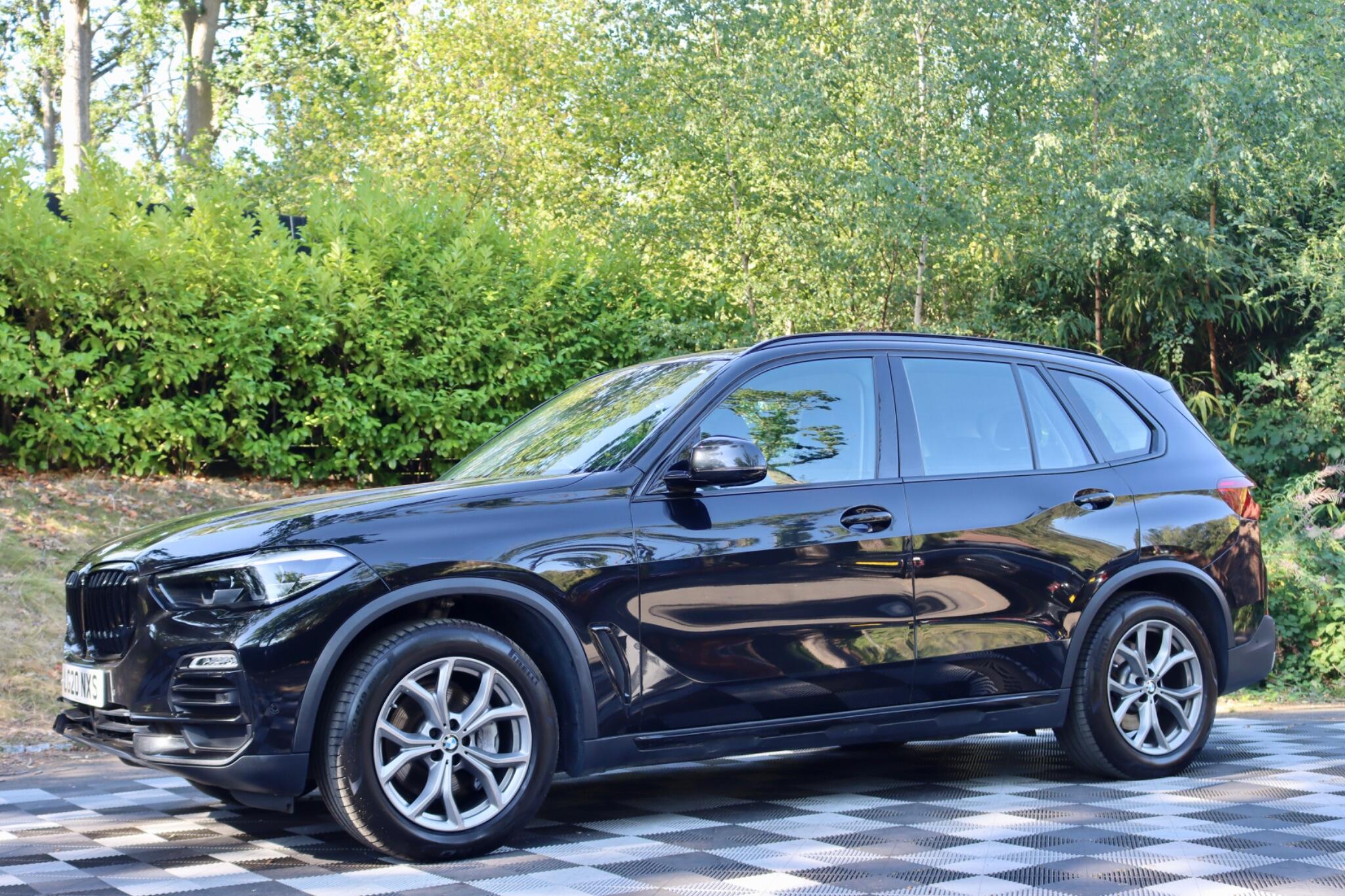 BMW X5 view 29