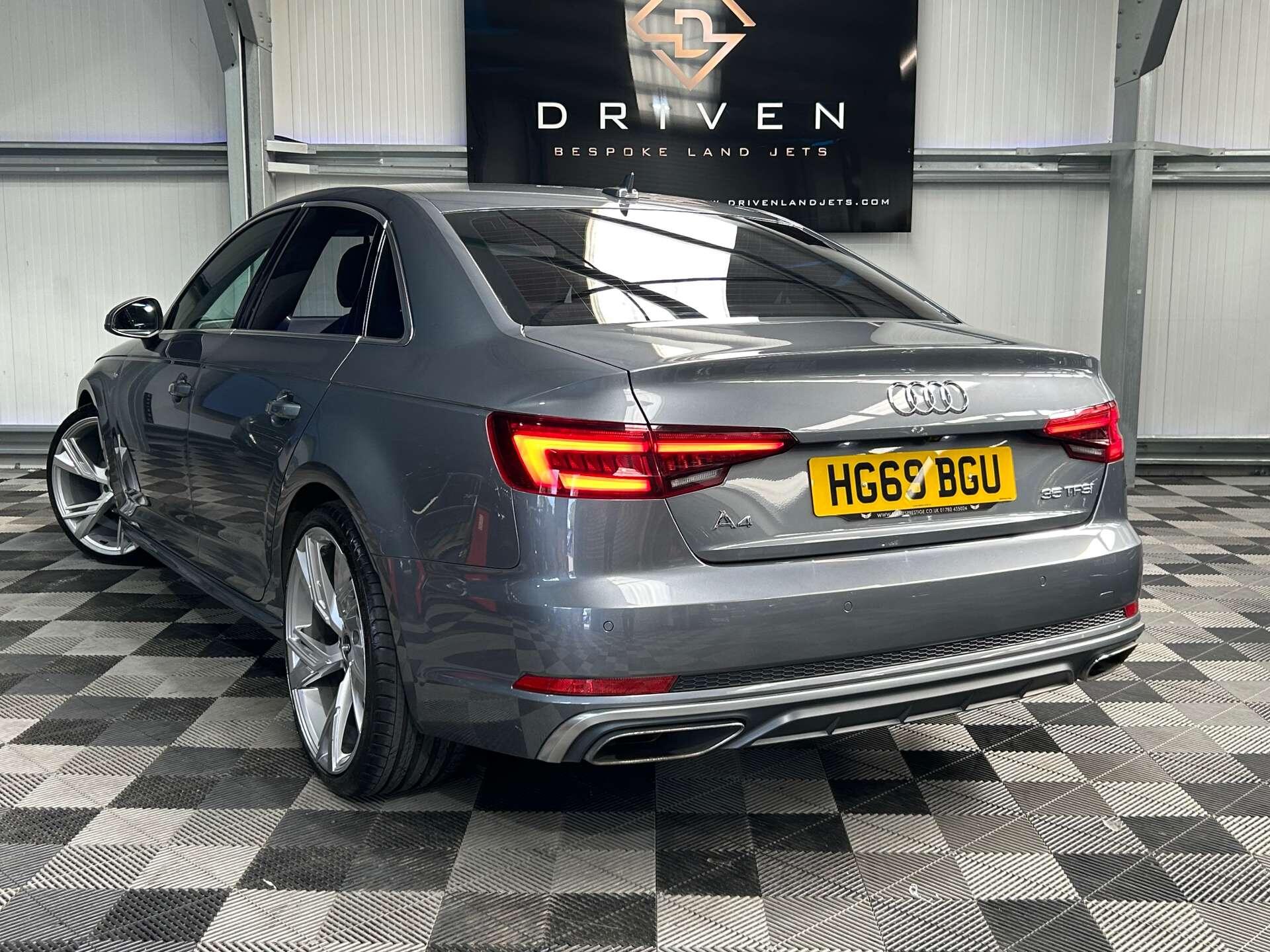 Audi A4 view 15