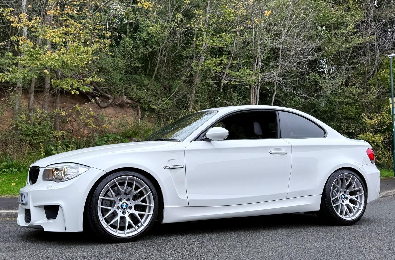 BMW 1 Series view 9