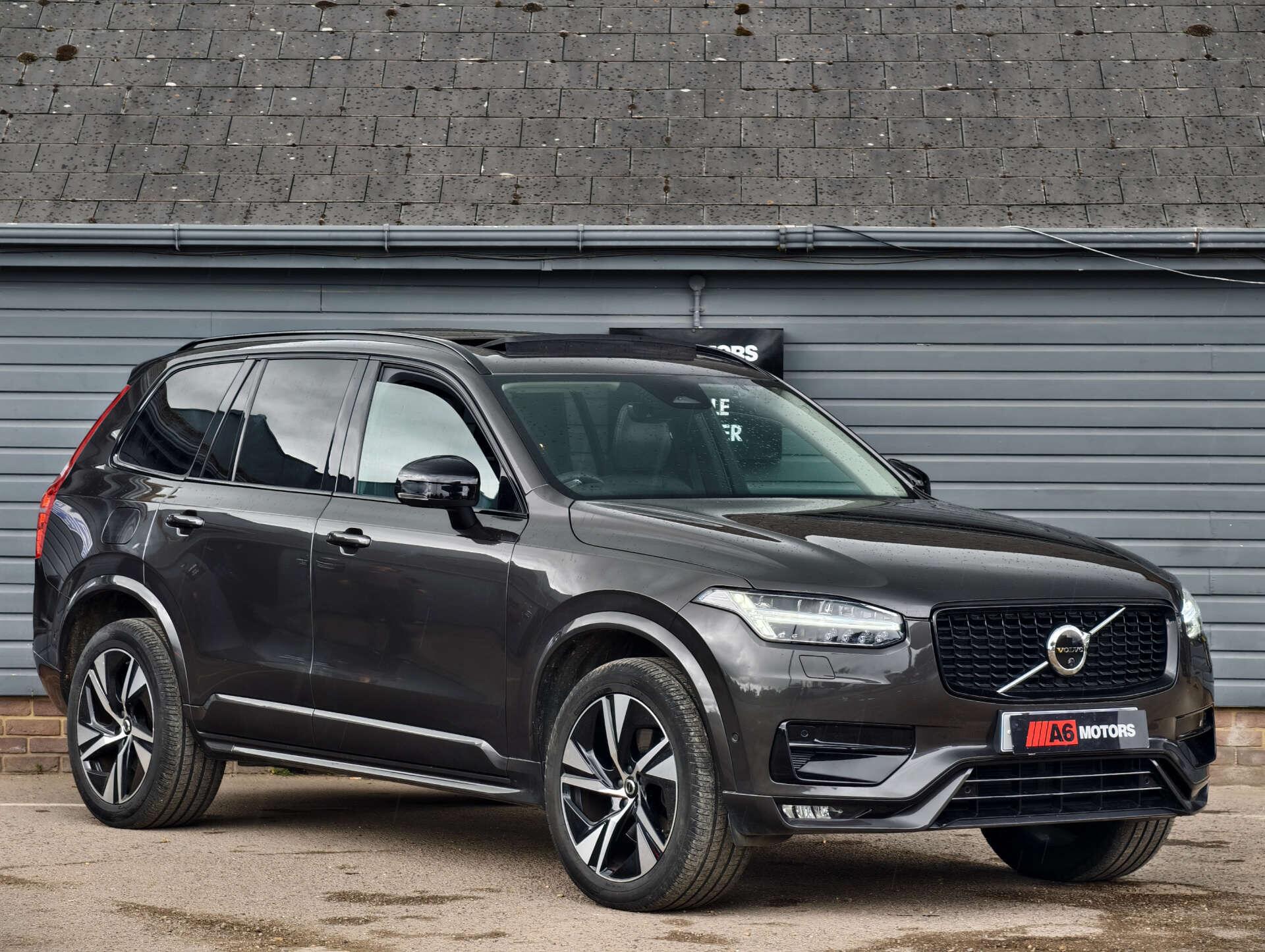 Volvo XC90 view 6