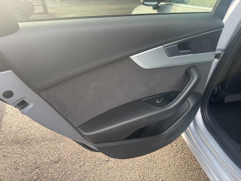 Audi A4 view 54