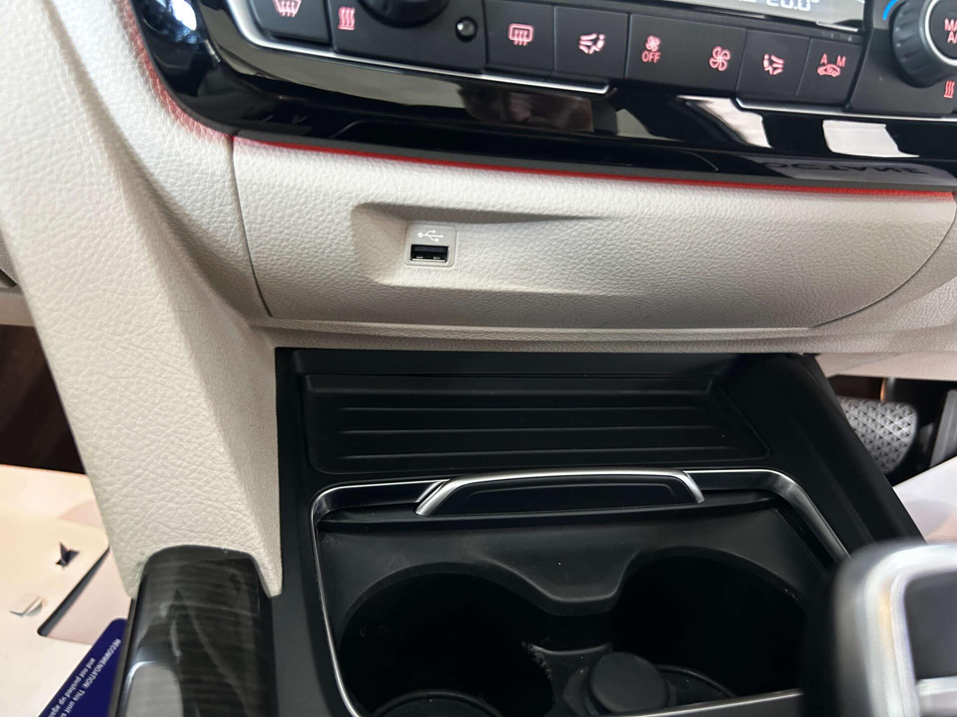 BMW 3 Series view 58
