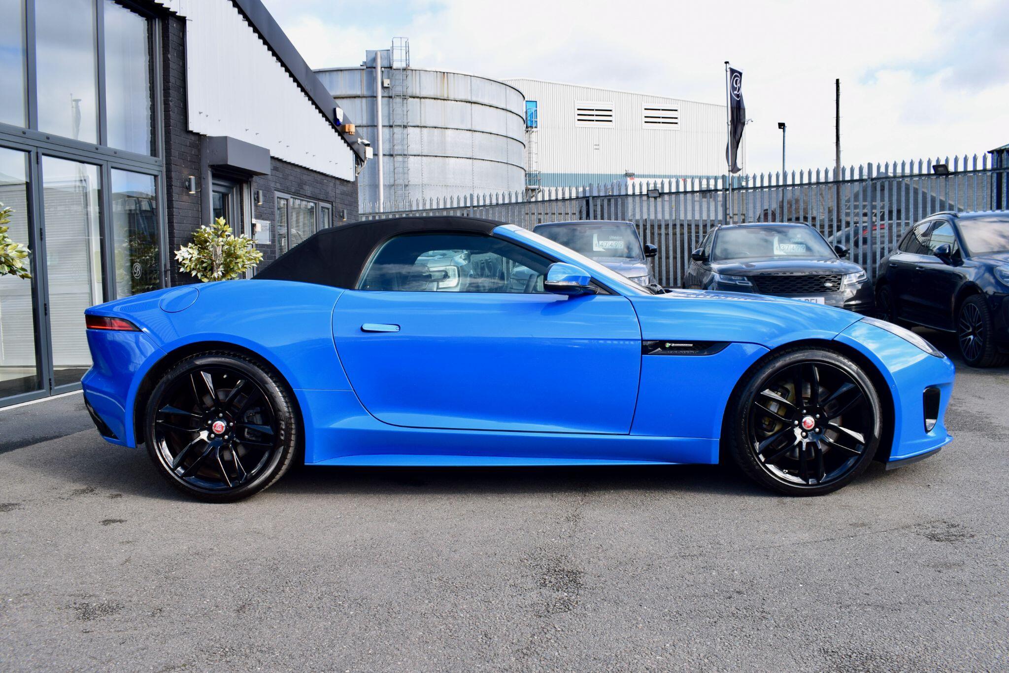 Jaguar F-Type view 4