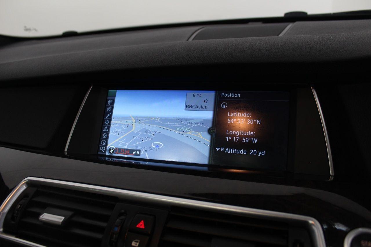 BMW 5 Series view 41