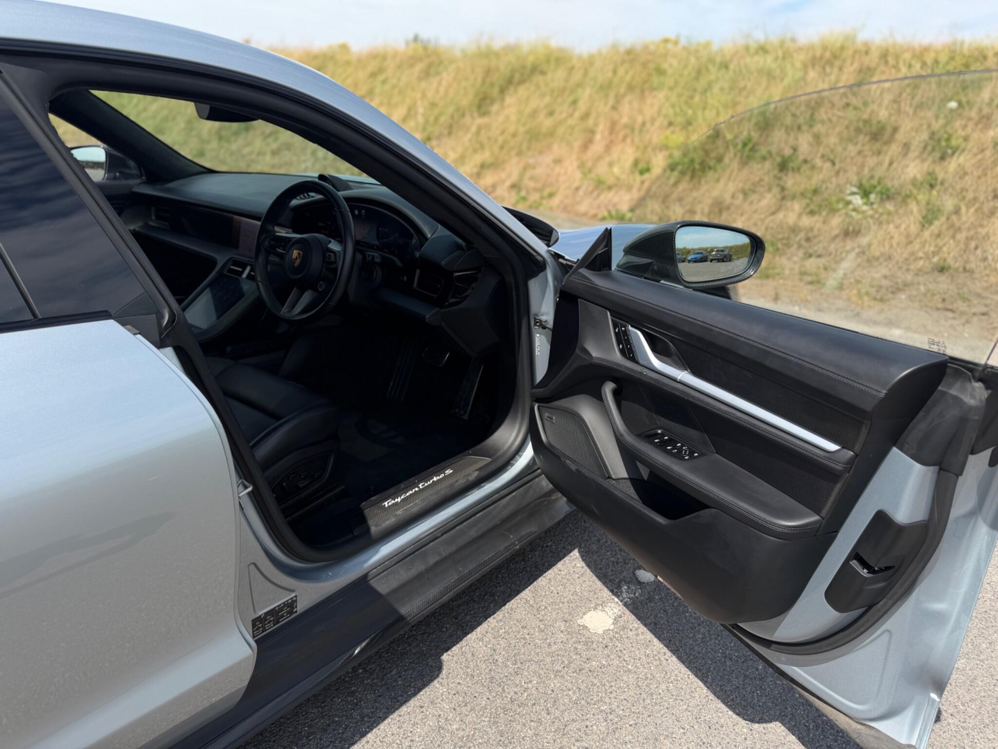 Porsche Taycan view 67