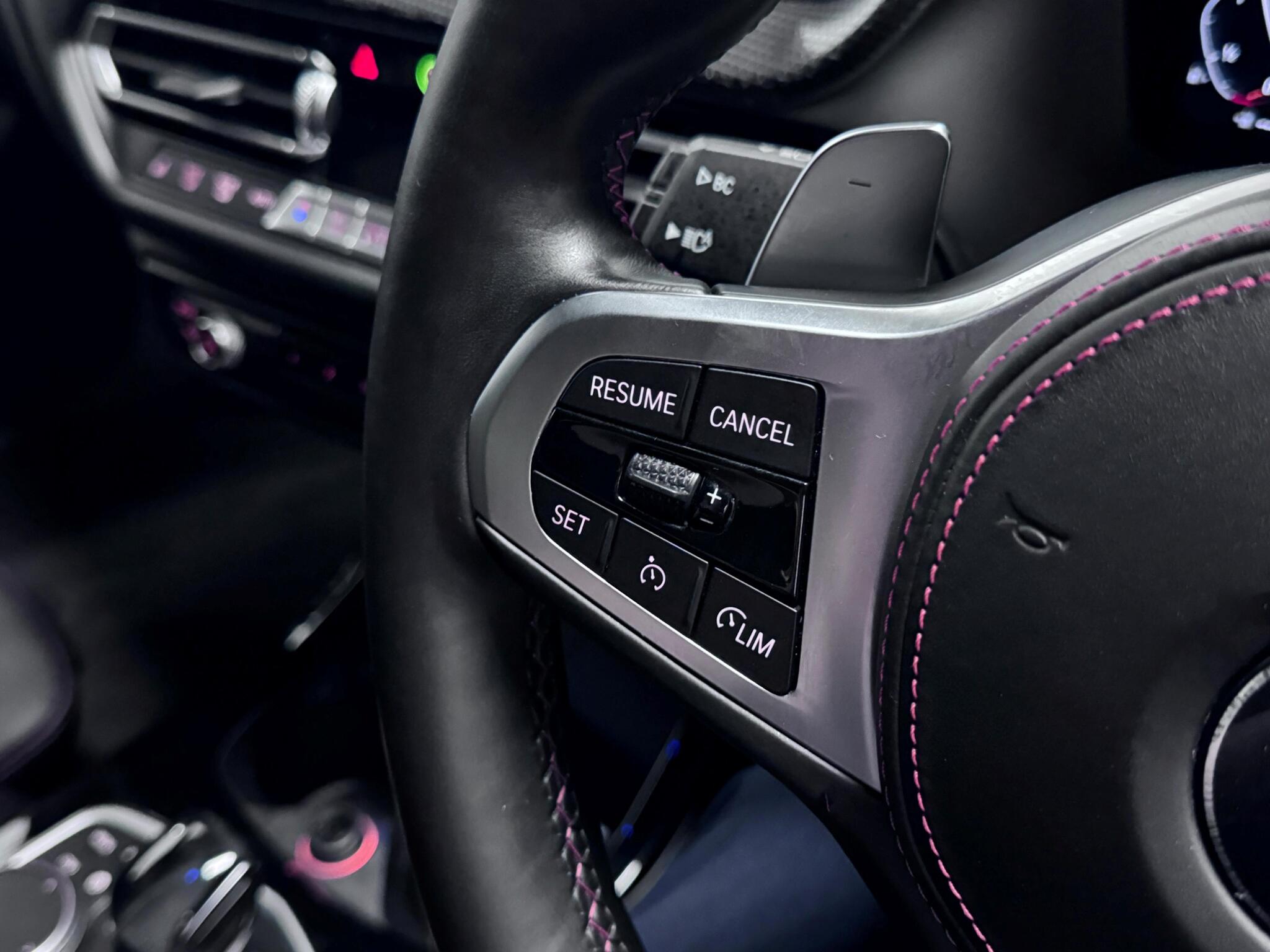 BMW 1 Series view 12