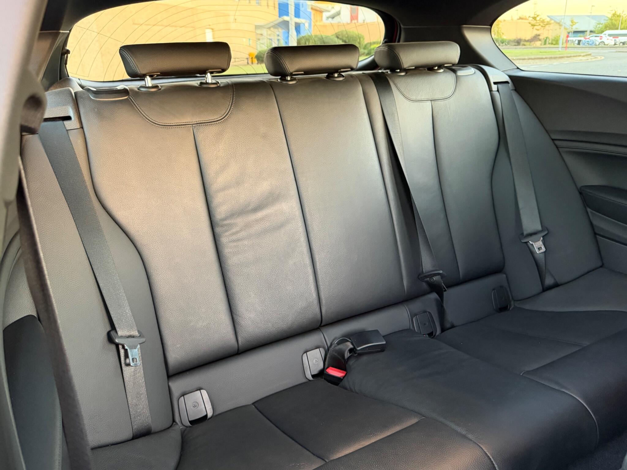 BMW 1 Series view 17