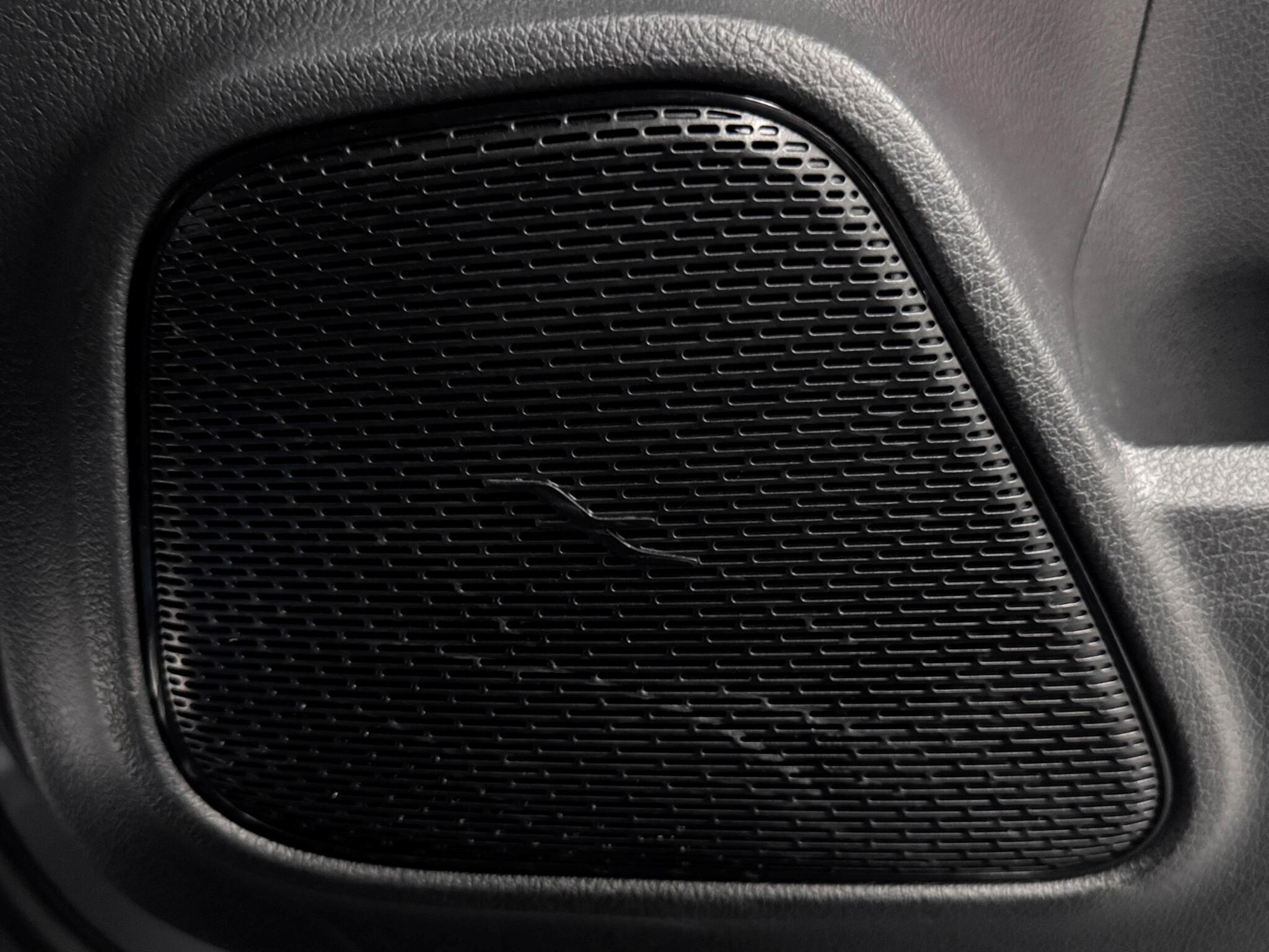 Mercedes-Benz Eqa view 17
