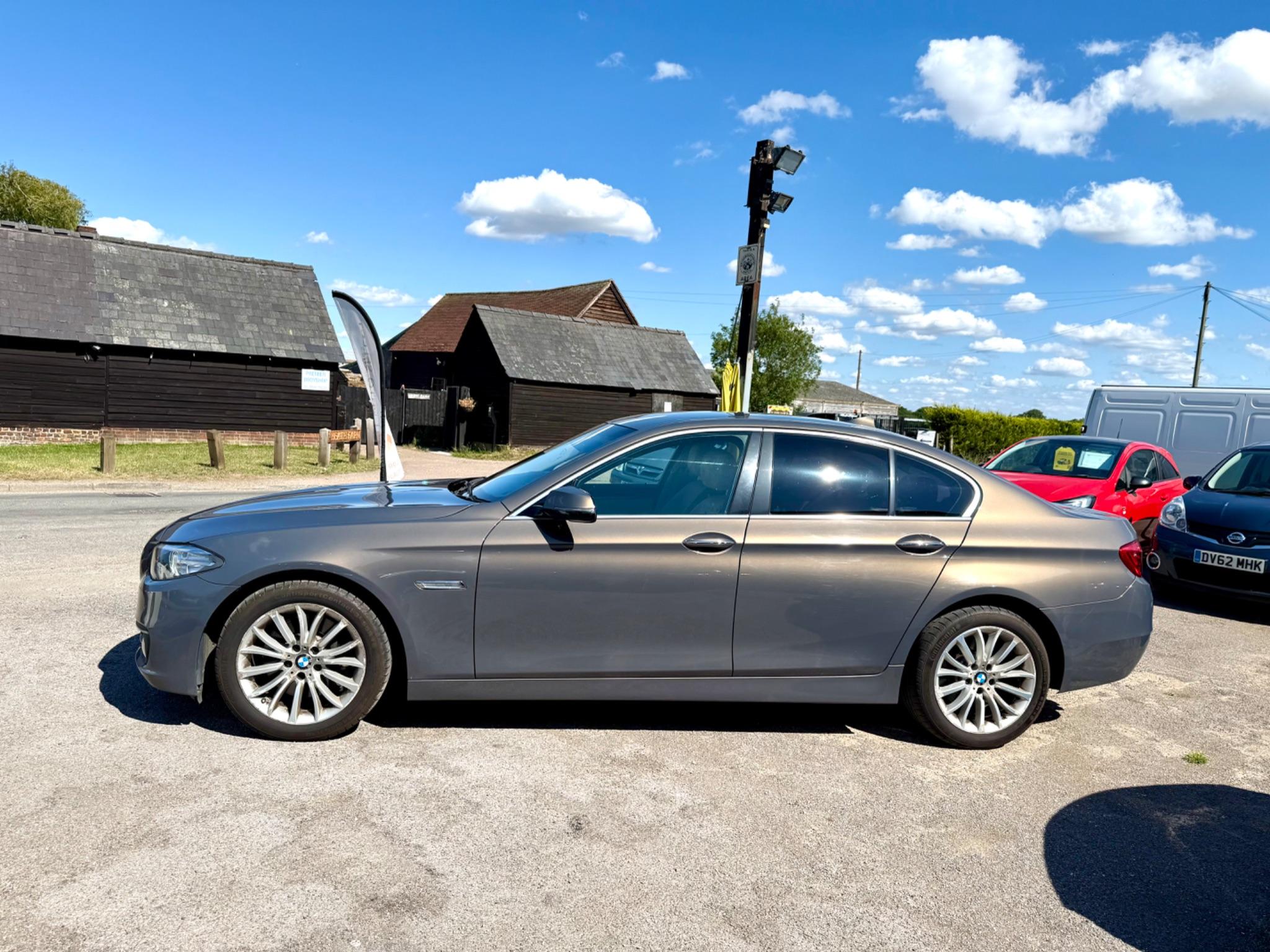 2014 BMW 5 Series 2.0 528i Luxury Auto Euro 6 (s/s) 4dr • 124,692 miles image 9