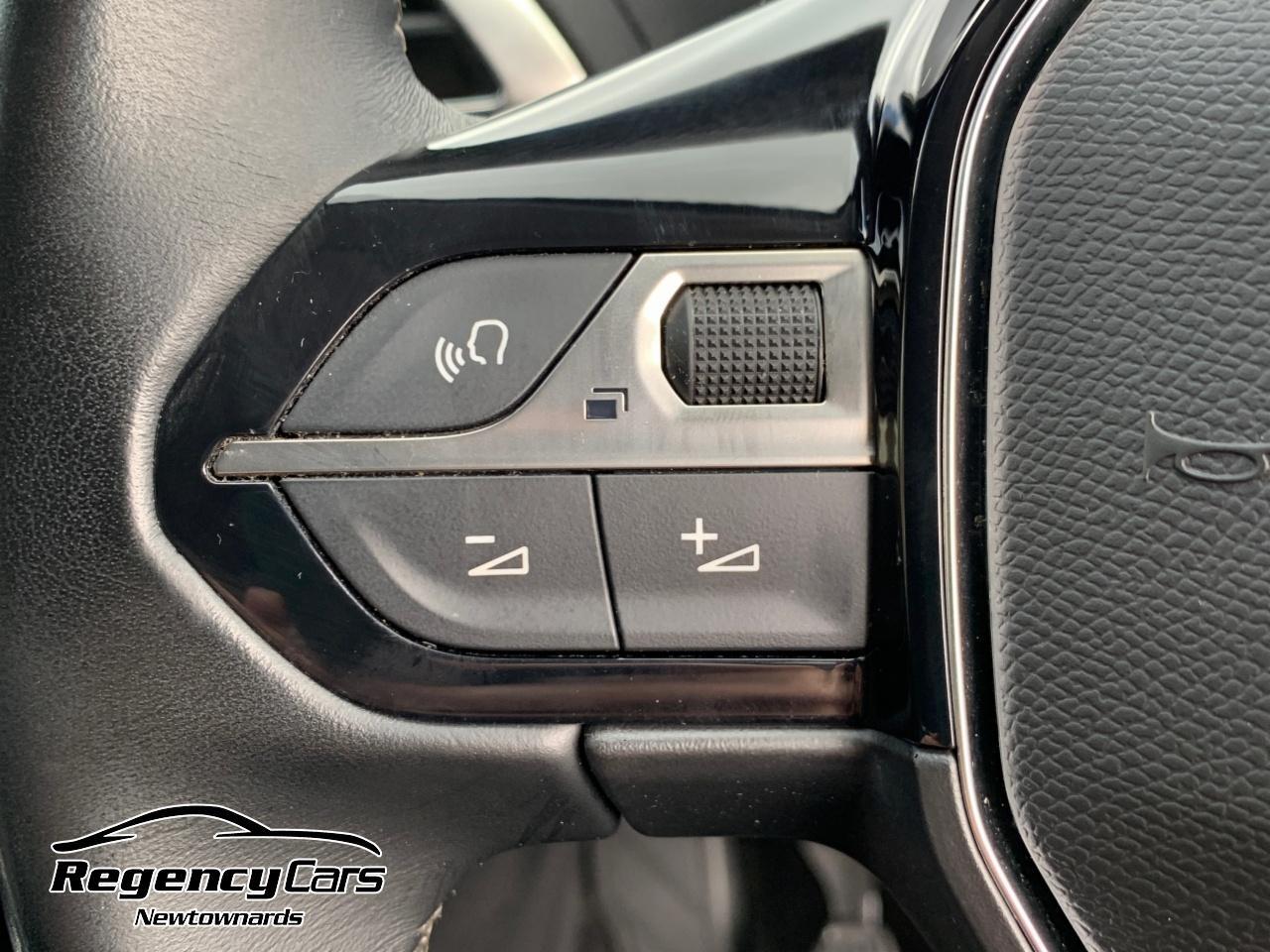 Peugeot 5008 view 19