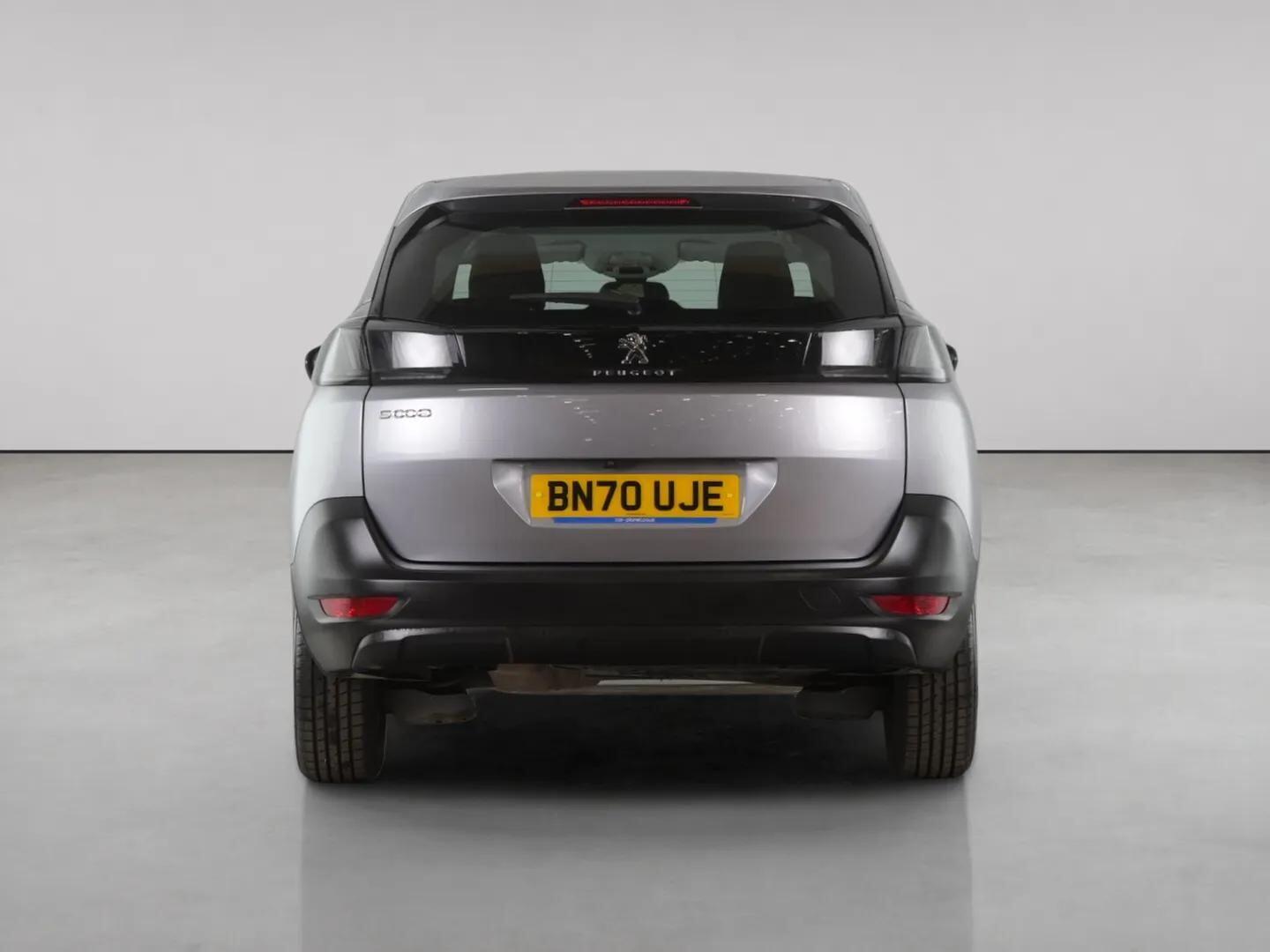 Peugeot 5008 view 7