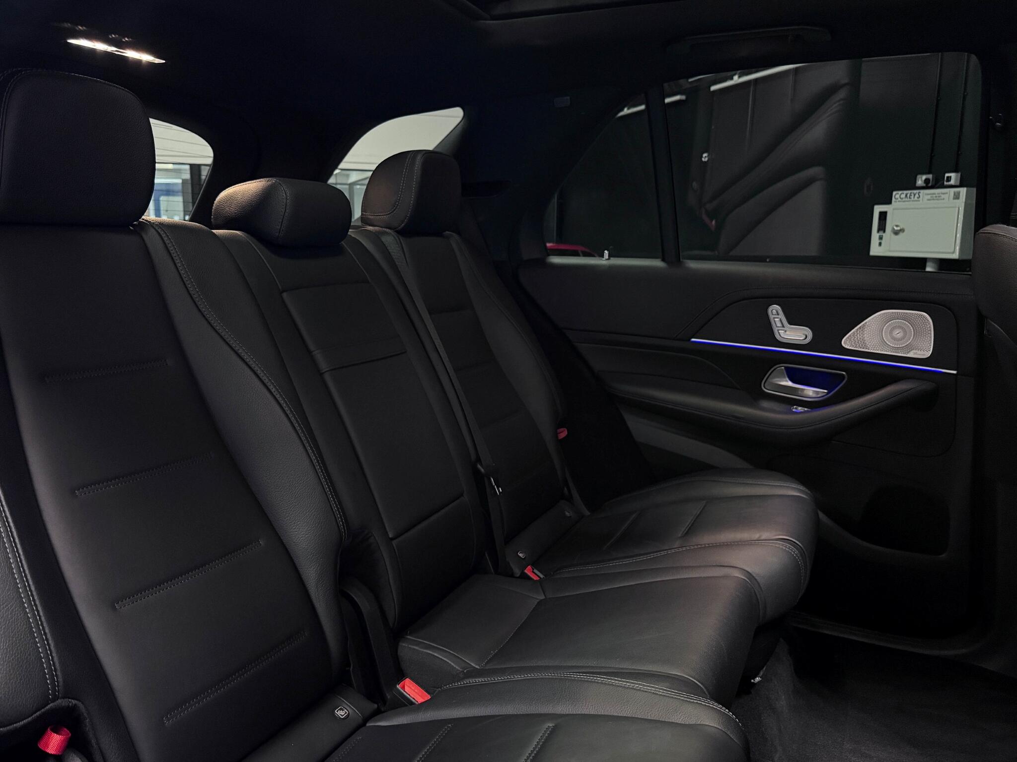 Mercedes-Benz GLE view 16