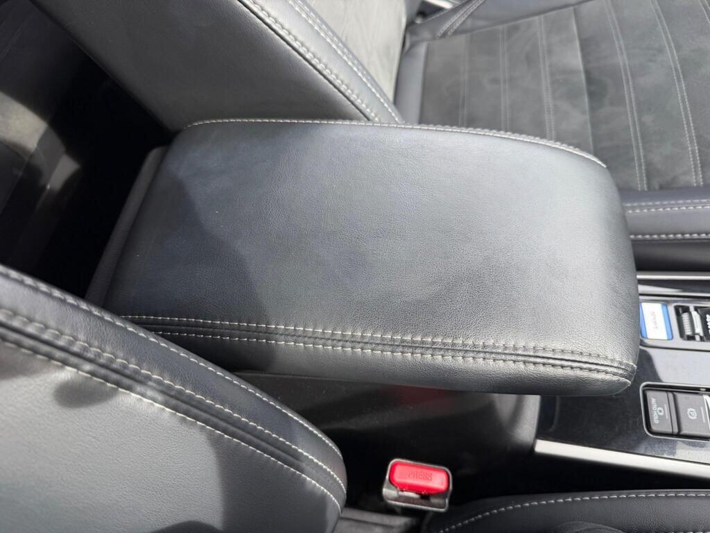 Mitsubishi Outlander view 41